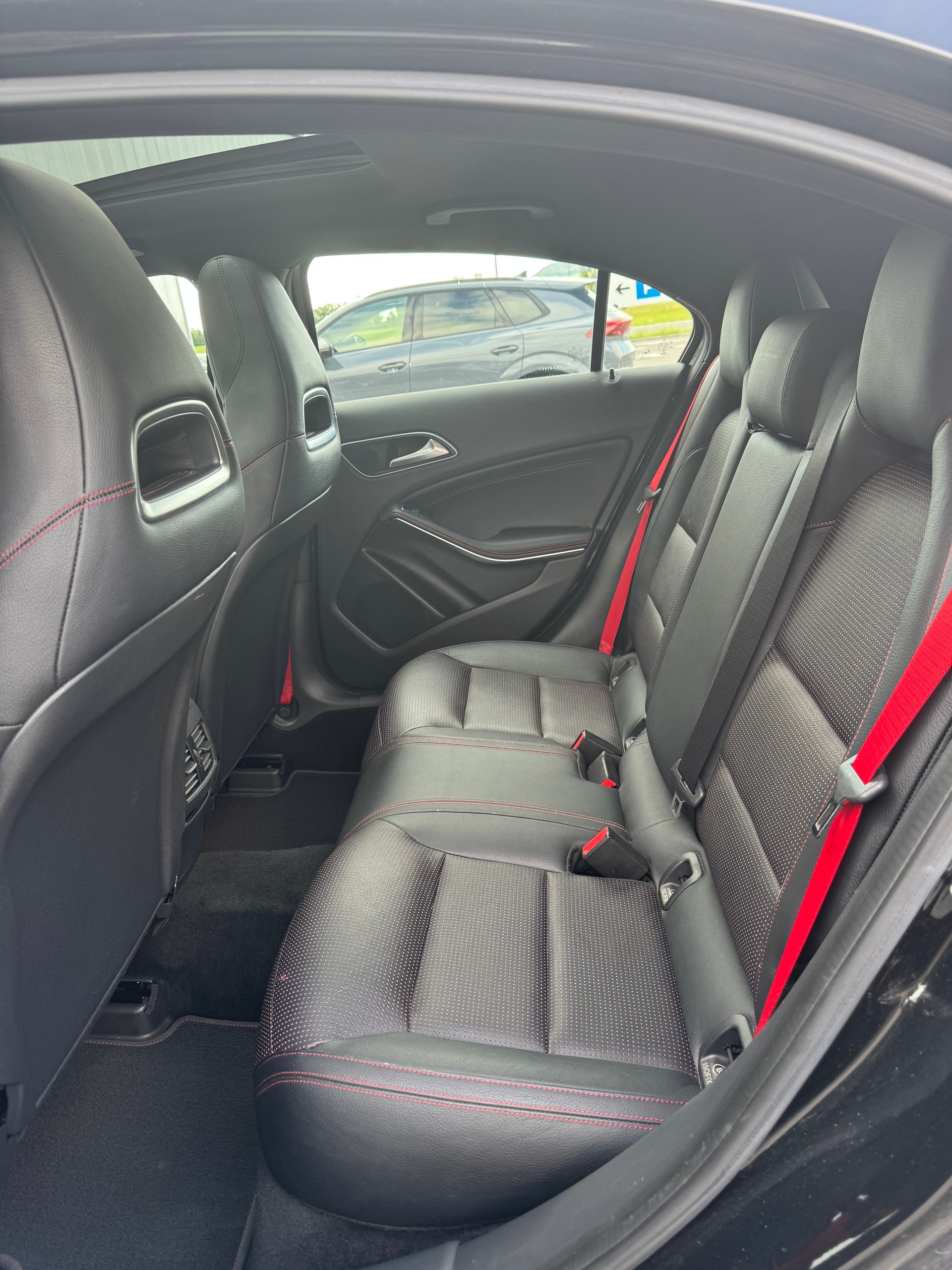 MERCEDES-BENZ A 250 Sport 4m-image-4