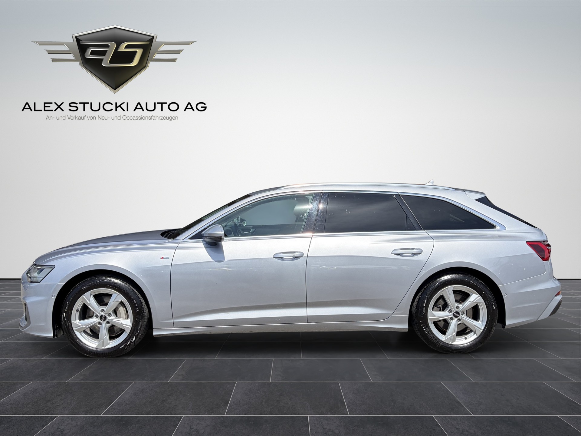 AUDI A6 Avant 45 TFSI Sport S-tronic quattro-image-3
