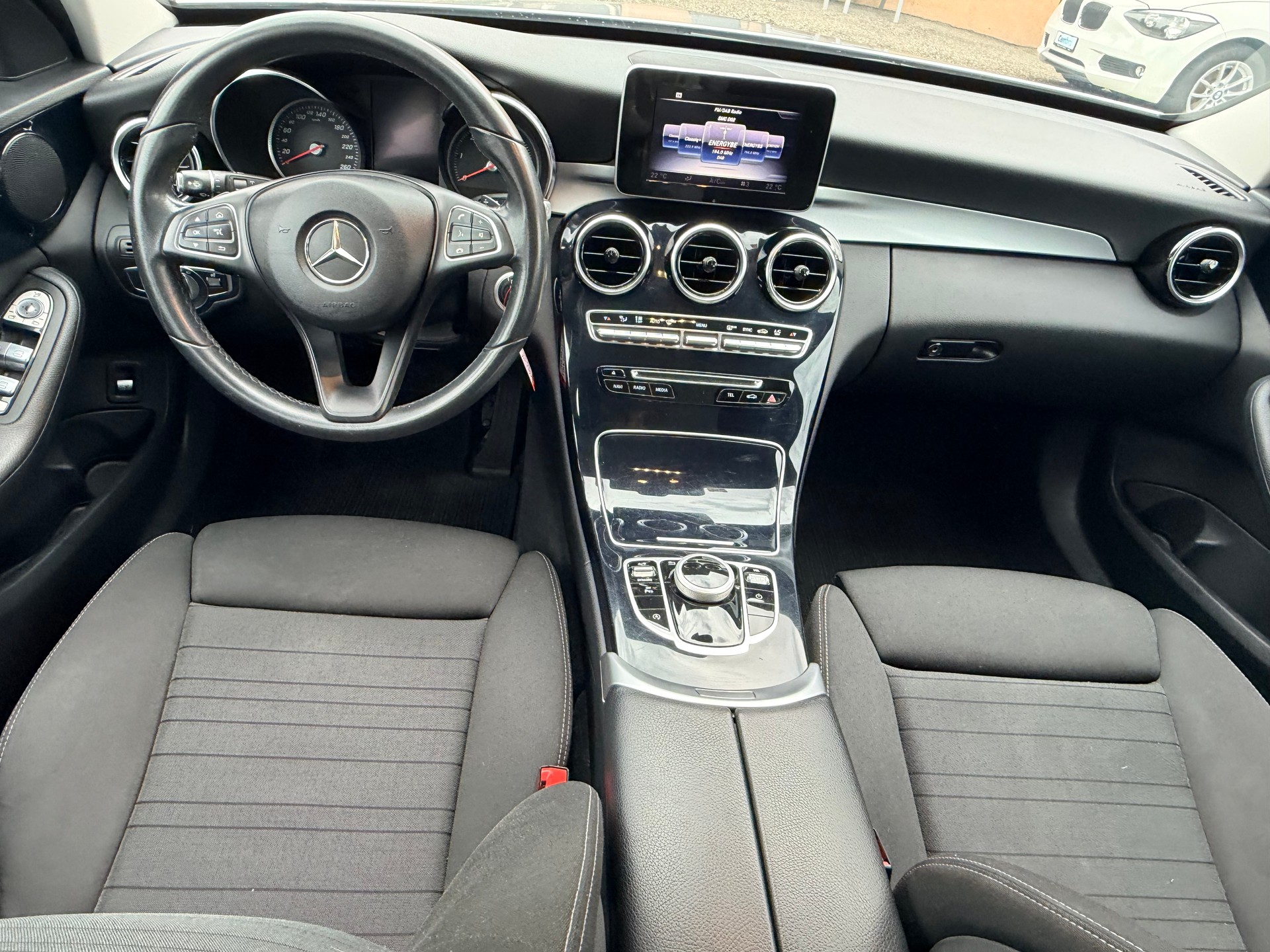 MERCEDES-BENZ C 250 d Swiss Star Avantgarde 4Matic 9G-Tronic-image-10