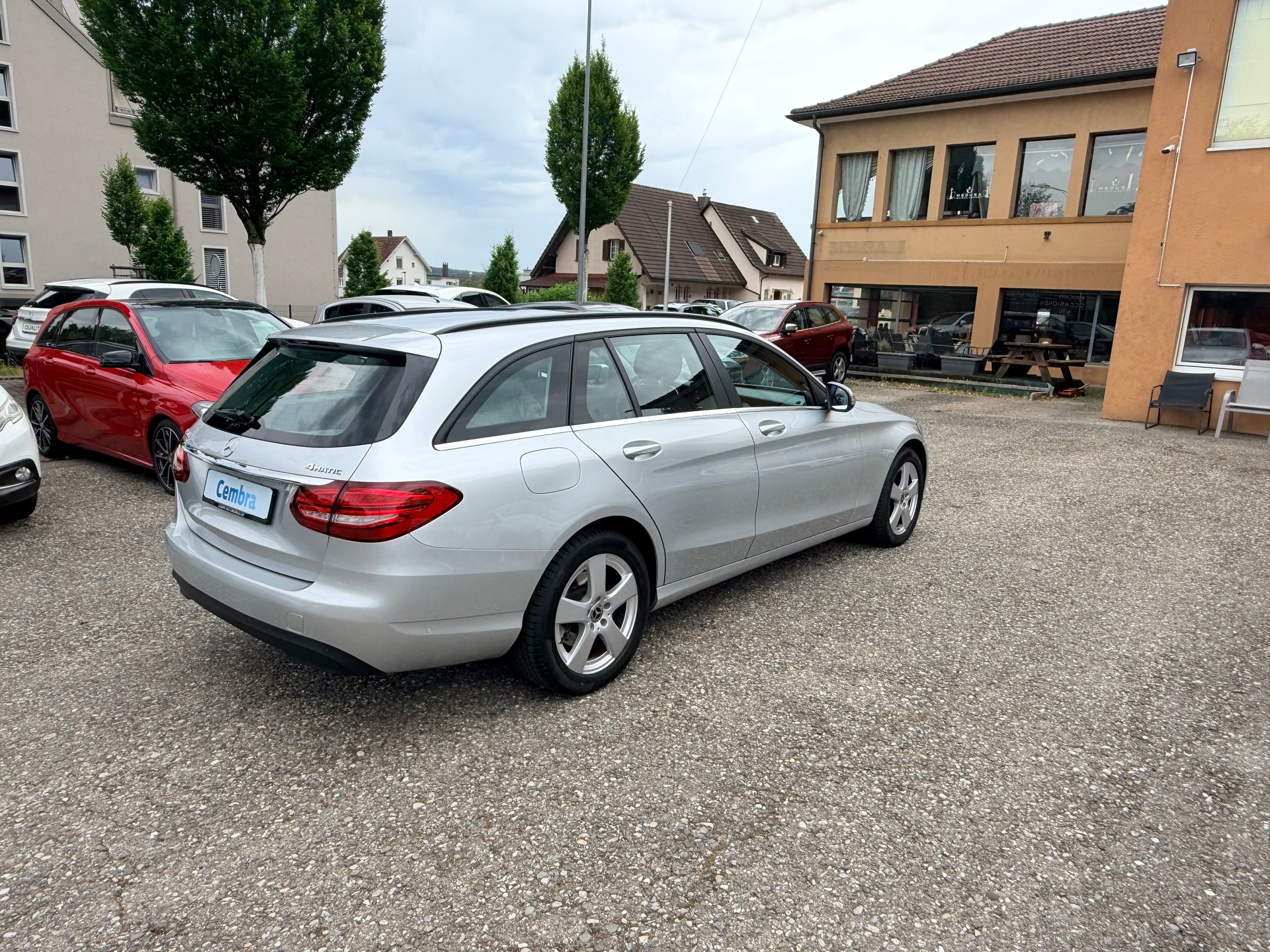 MERCEDES-BENZ C 250 d Swiss Star Avantgarde 4Matic 9G-Tronic-image-13