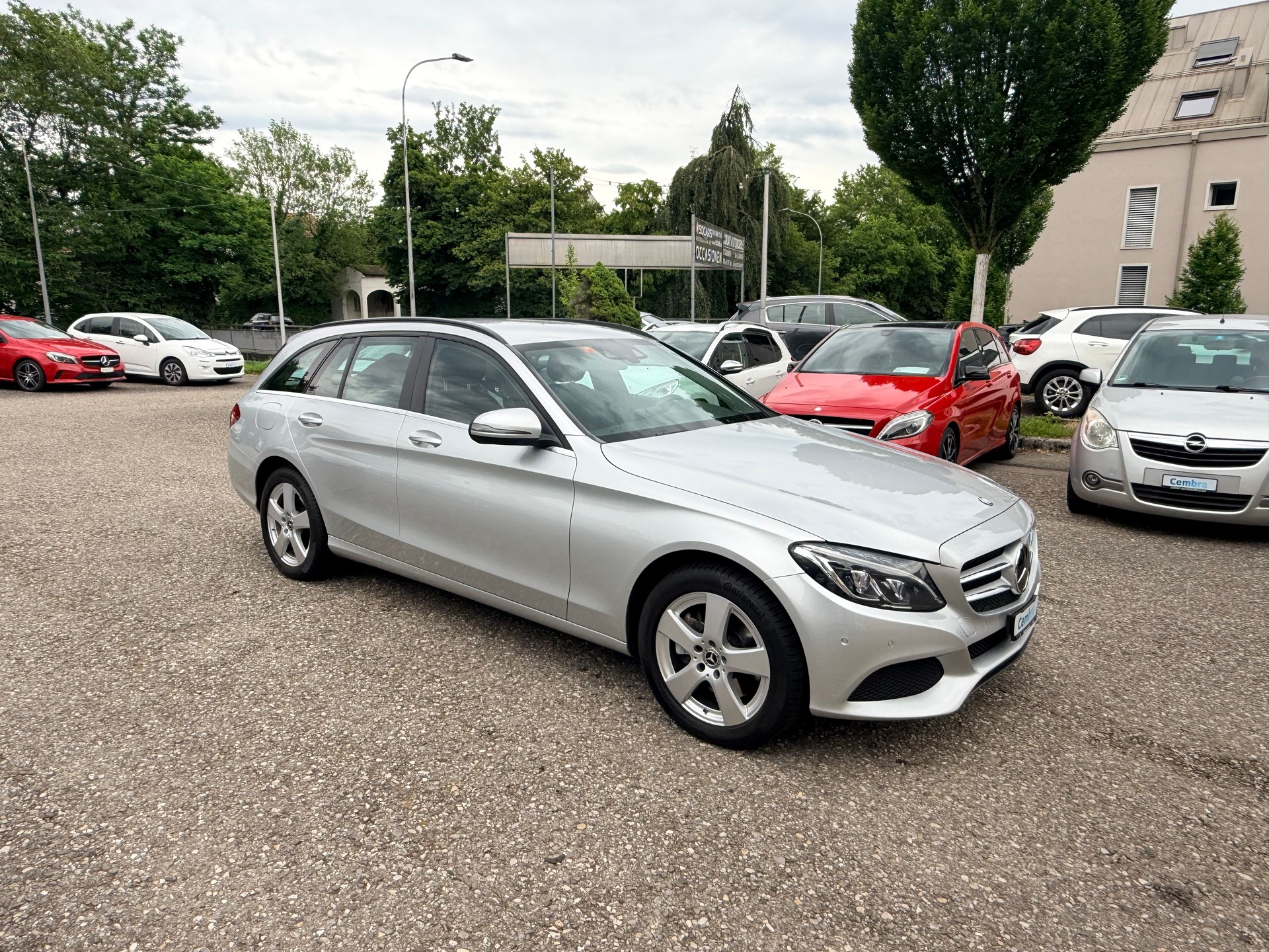 MERCEDES-BENZ C 250 d Swiss Star Avantgarde 4Matic 9G-Tronic-image-9