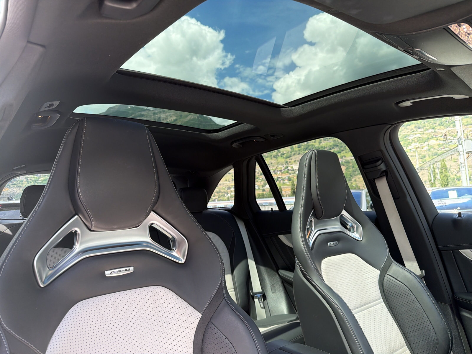 MERCEDES-BENZ GLC 63 S AMG 4Matic-image-21