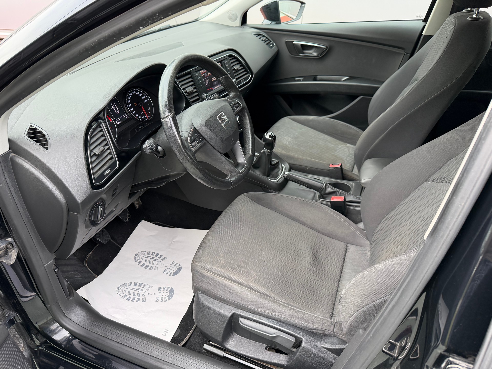 SEAT Leon 1.4 TSI Style-image-8