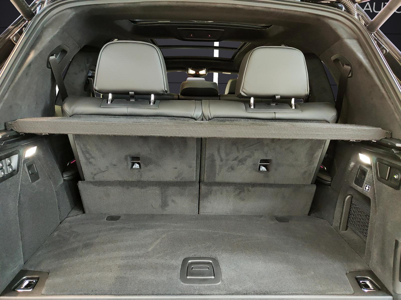 BMW X7 40d xDrive SAG-image-16