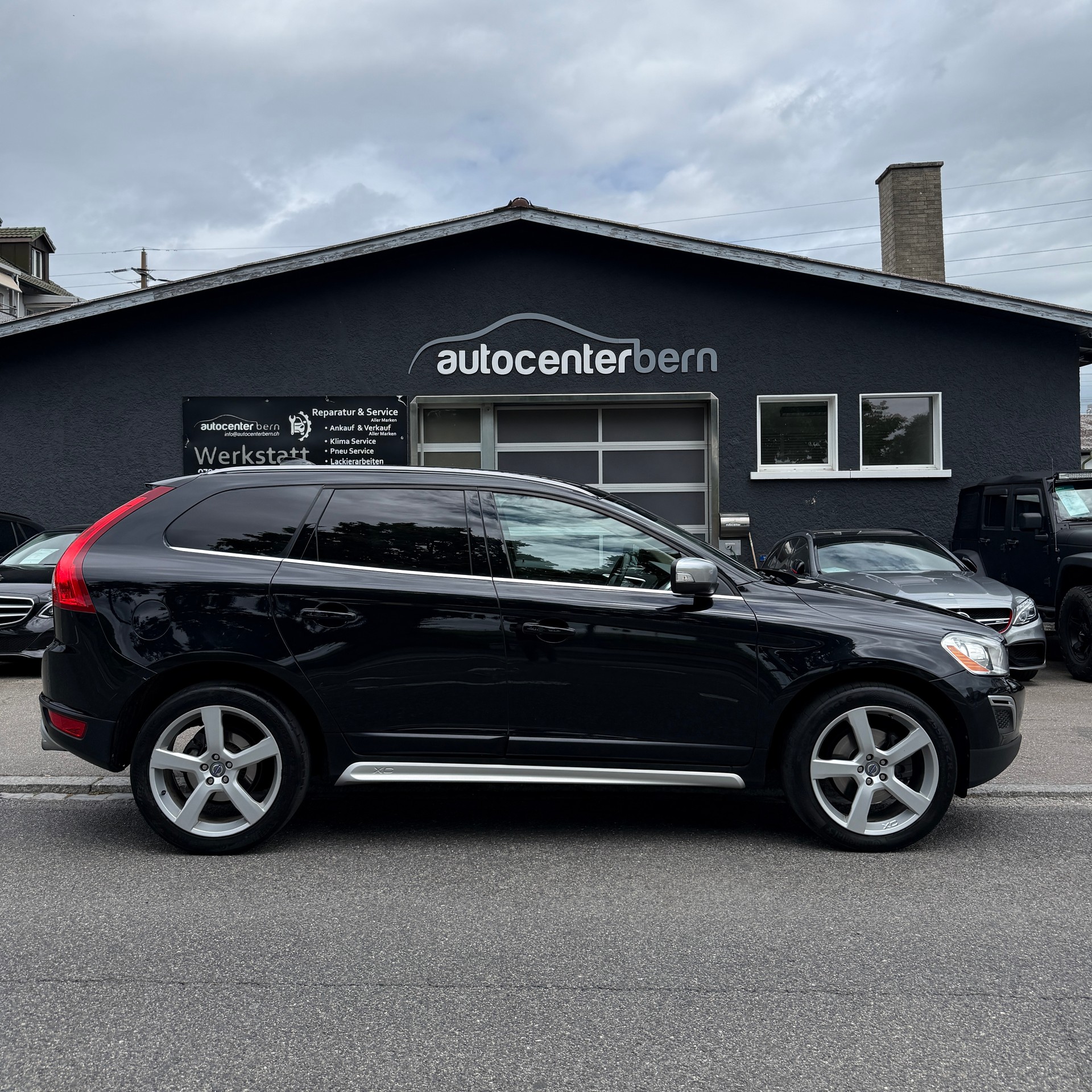 VOLVO XC60 D4 AWD Kinetic Geartronic-image-7