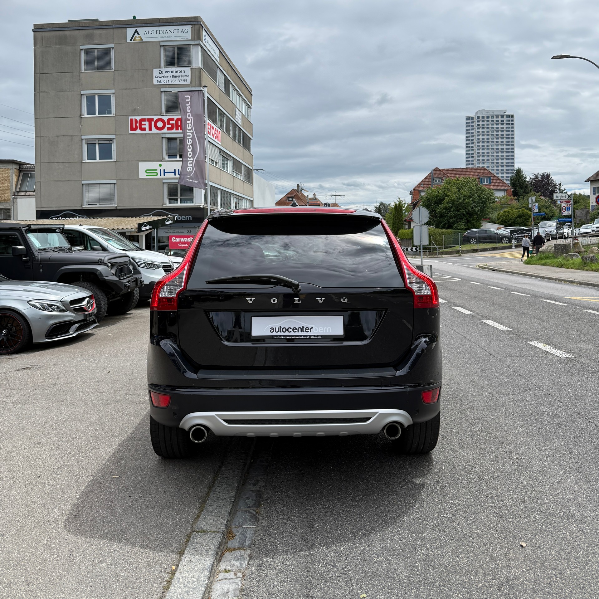VOLVO XC60 D4 AWD Kinetic Geartronic-image-5