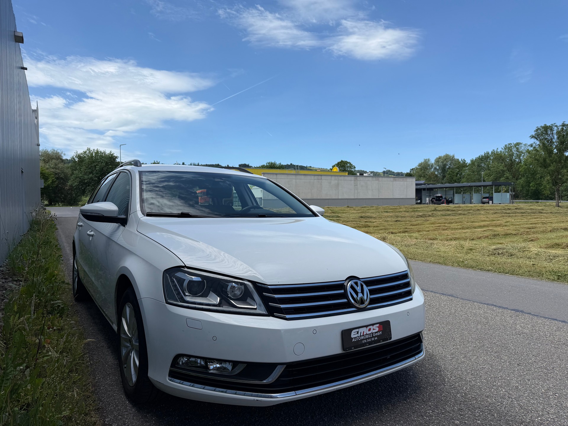 VW Passat Variant 2.0 TDI BMT Highline DSG-image-2