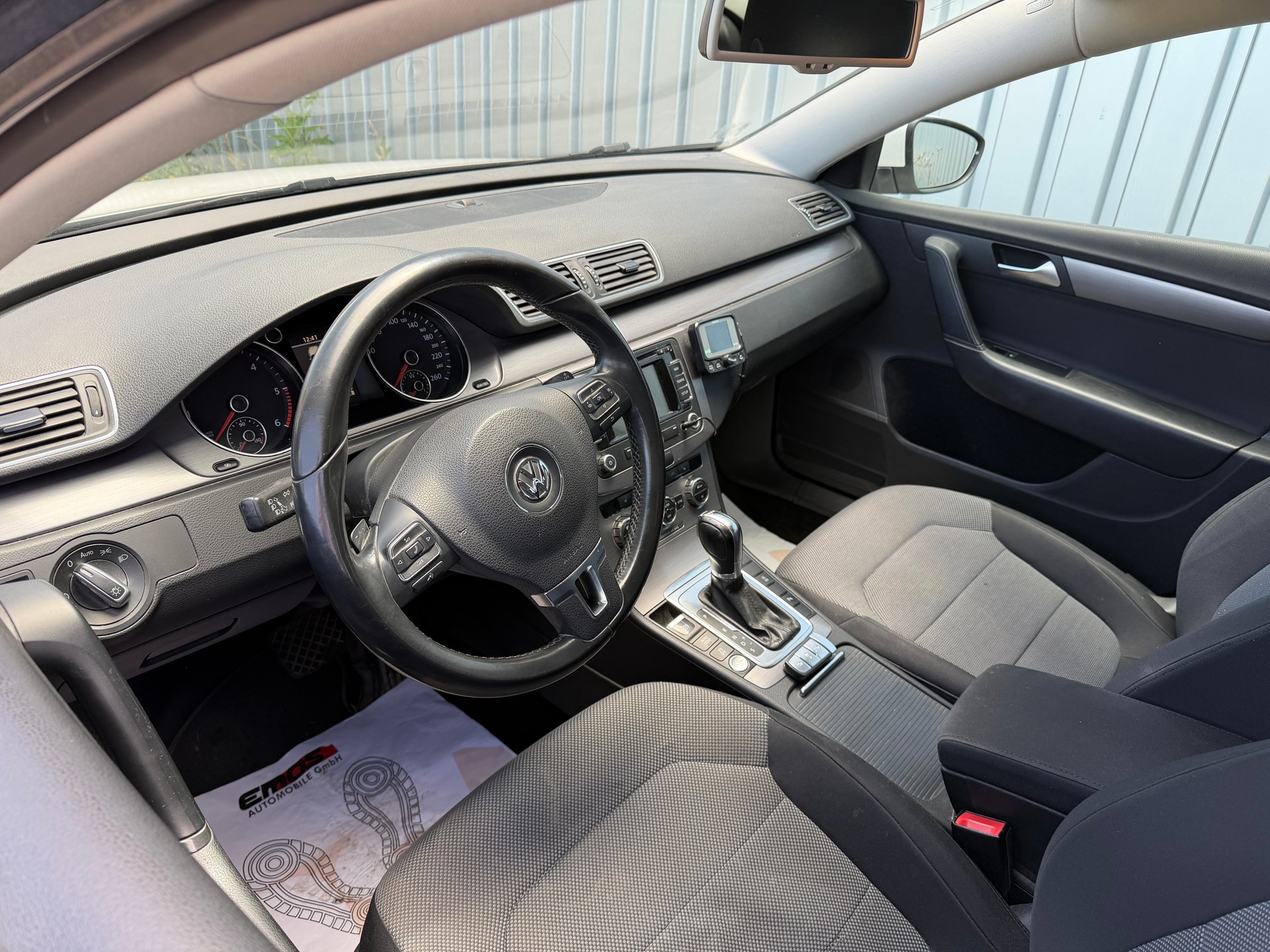 VW Passat Variant 2.0 TDI BMT Highline DSG-image-9