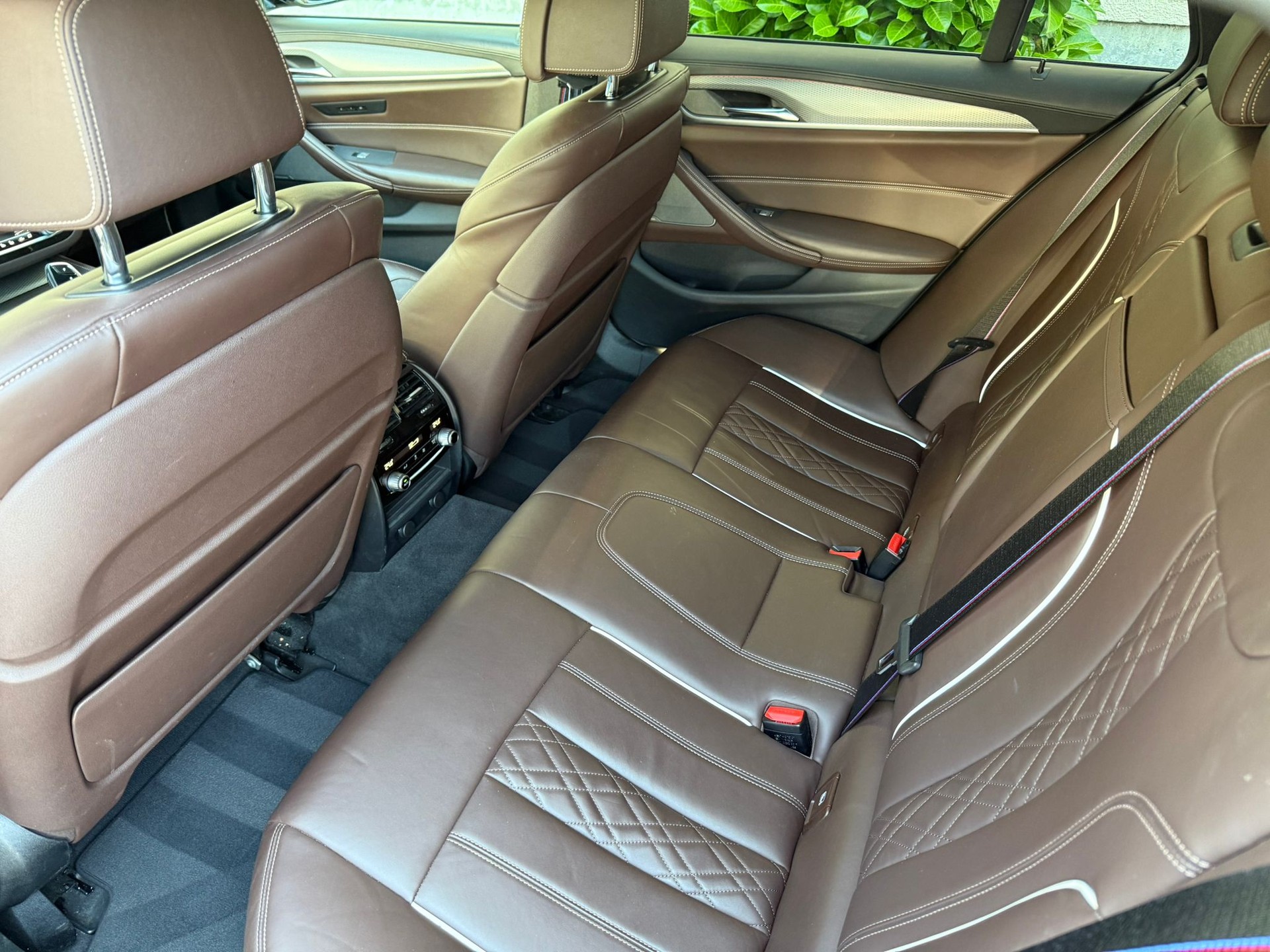 BMW 540d xDrive M-Sport Touring Steptronic-image-11