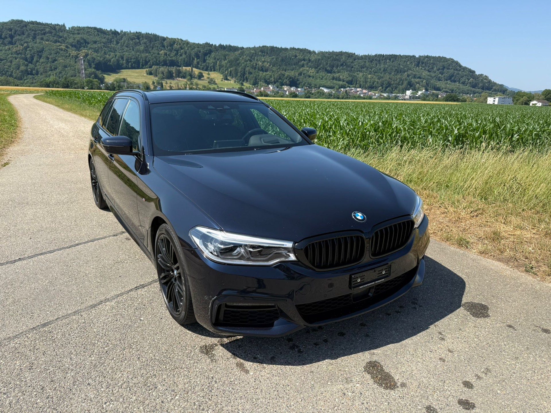 BMW 540d xDrive M-Sport Touring Steptronic-image-6