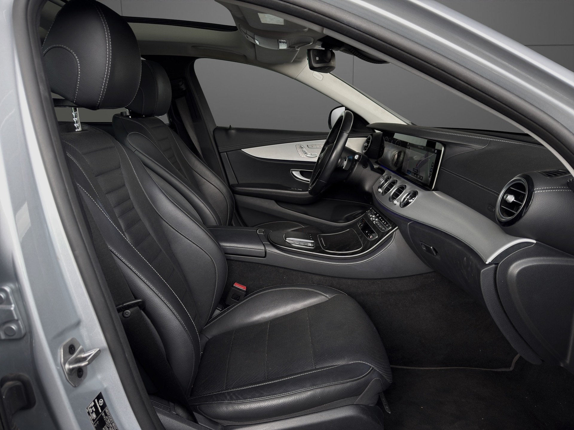 MERCEDES-BENZ E 400 d All-Terrain 4Matic Avantgarde 9G-Tronic-image-10