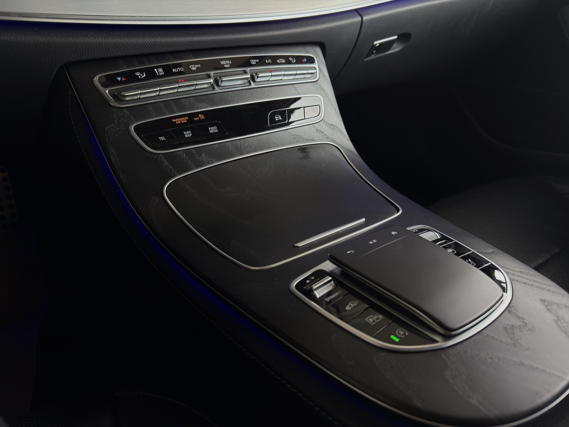 MERCEDES-BENZ E 400 d All-Terrain 4Matic Avantgarde 9G-Tronic-image-14