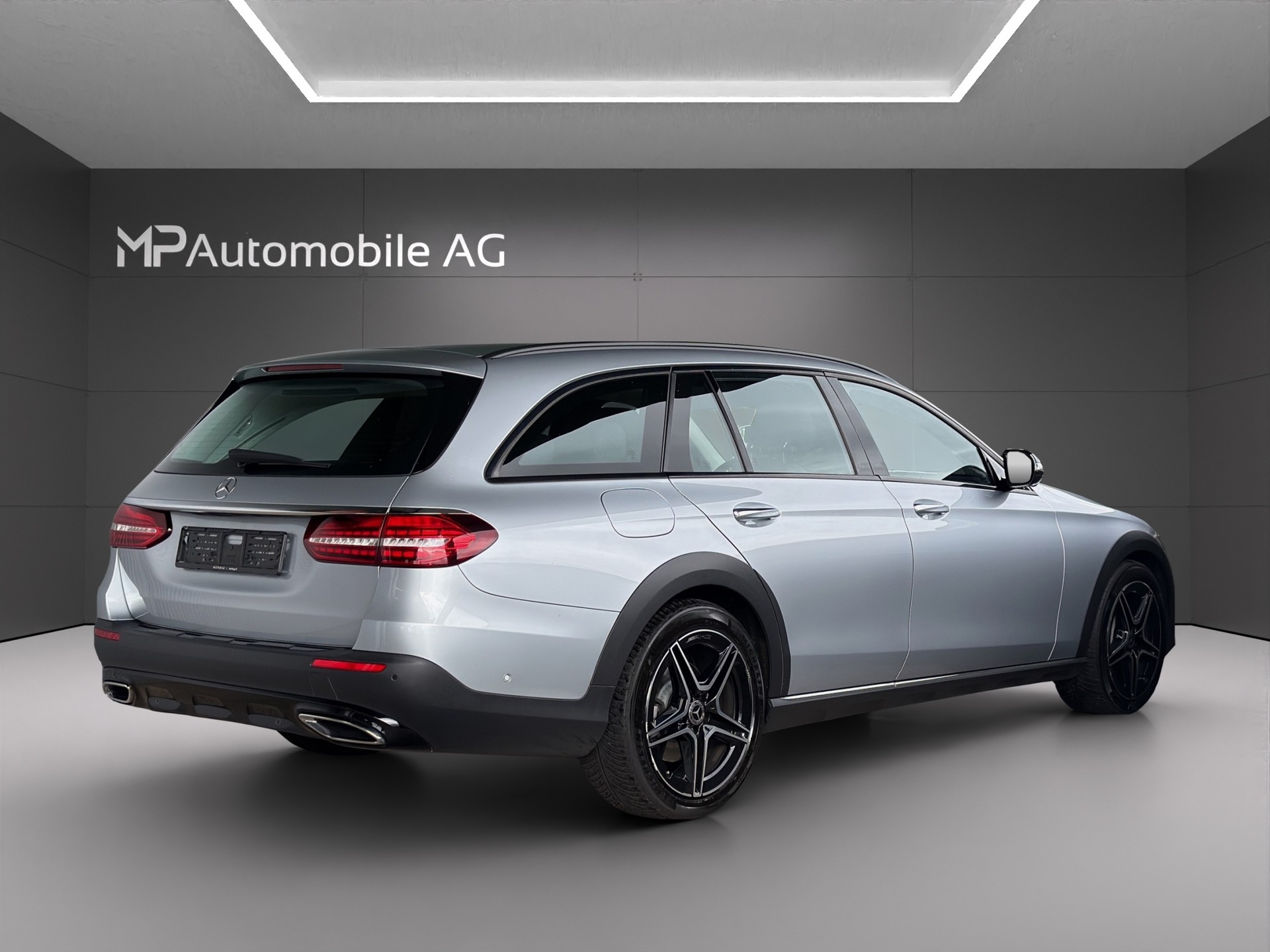 MERCEDES-BENZ E 400 d All-Terrain 4Matic Avantgarde 9G-Tronic-image-2