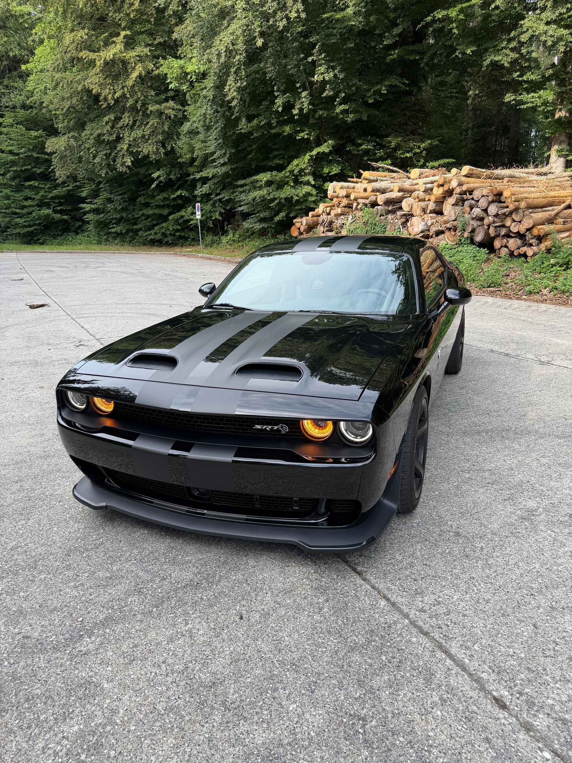 DODGE SRT Hellcat-image-0