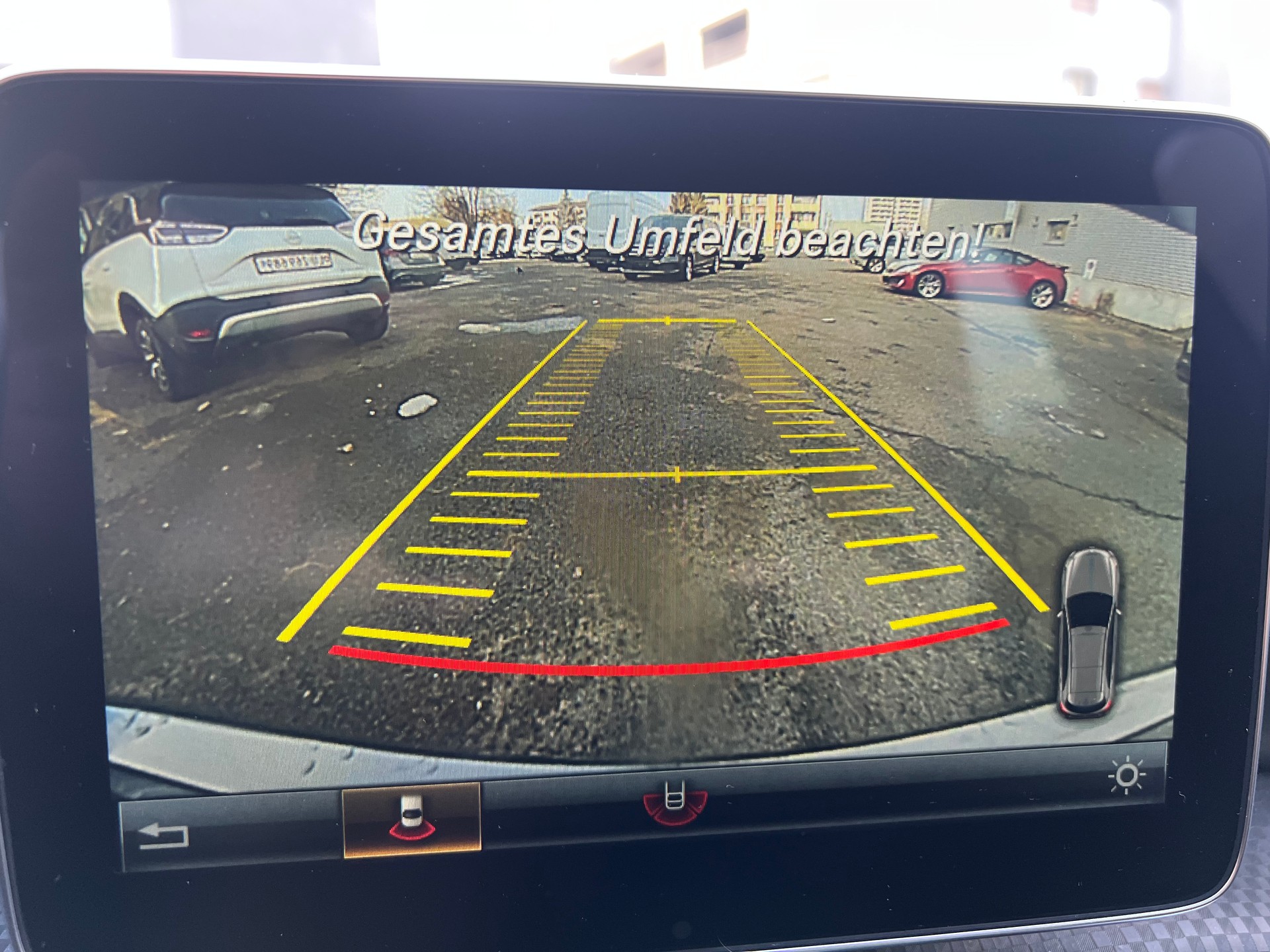 MERCEDES-BENZ A 220 AMG Line 4Matic 7G-DCT-image-13