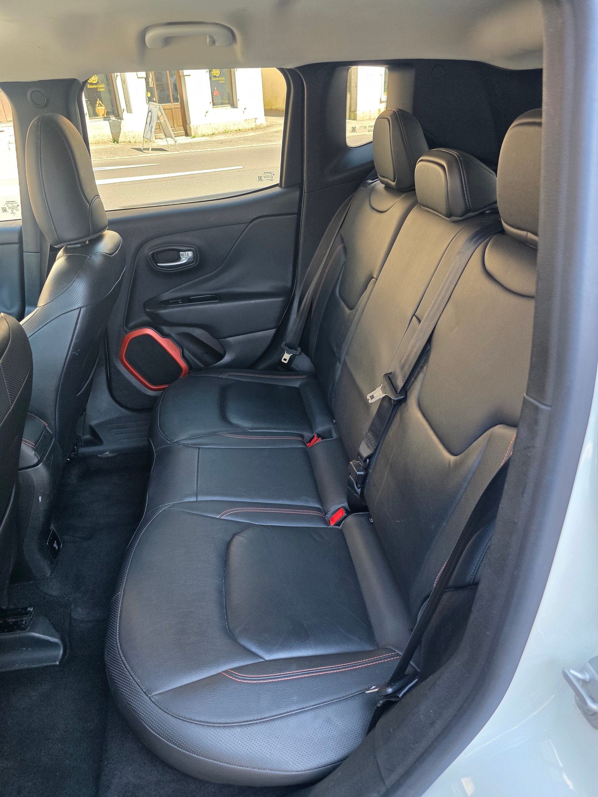 JEEP Renegade 1.6 CRD Limited-image-11