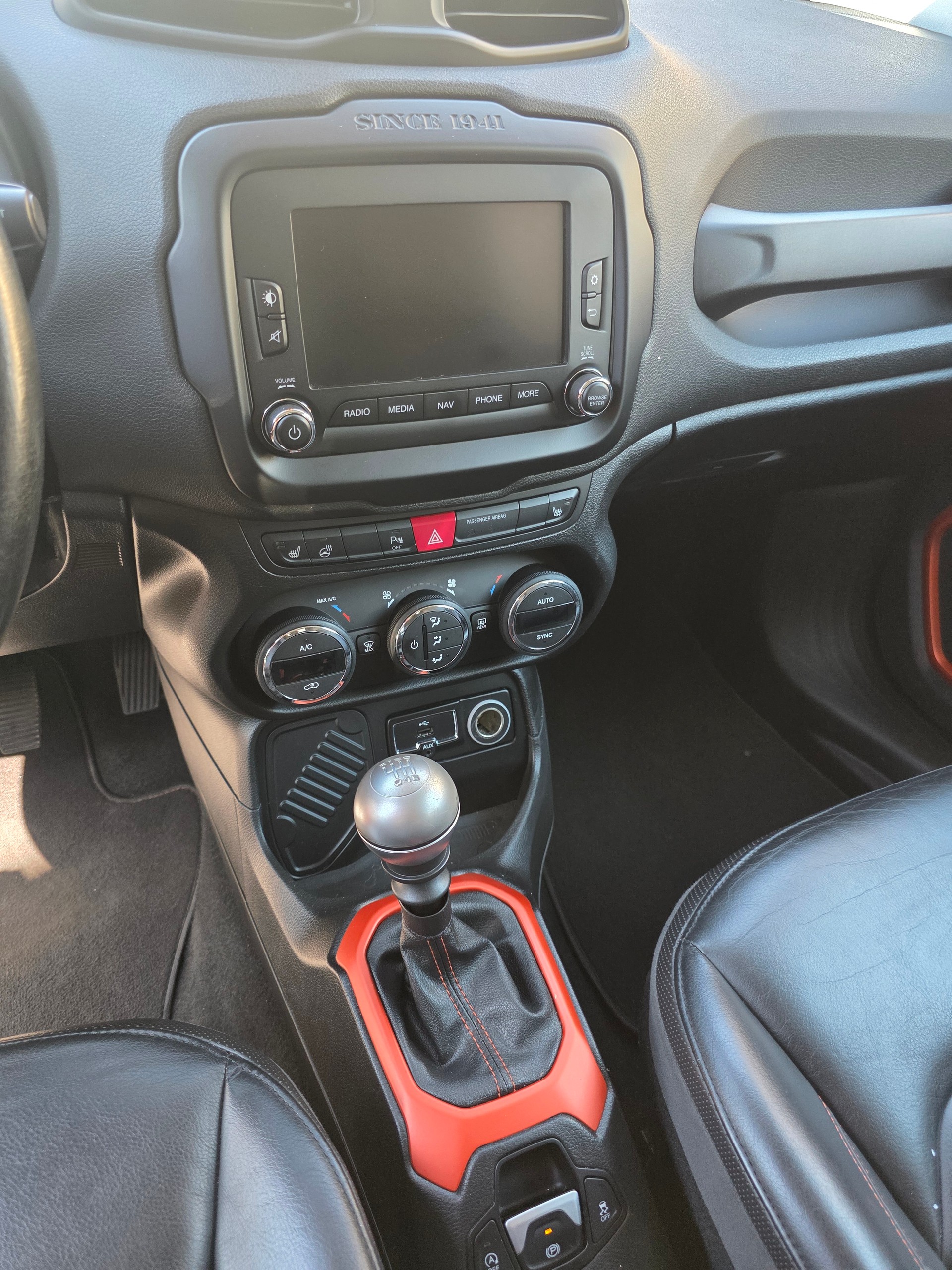 JEEP Renegade 1.6 CRD Limited-image-8