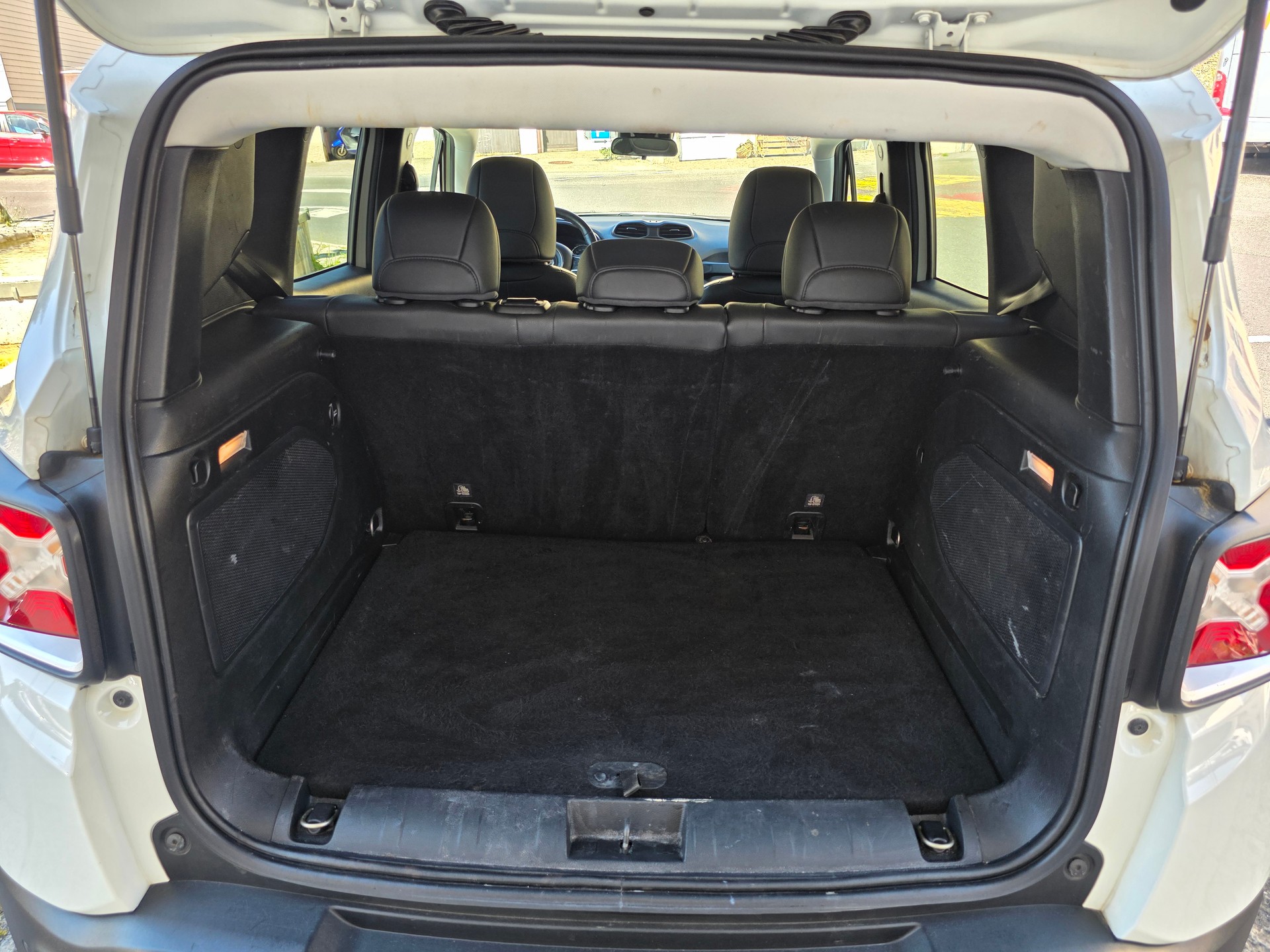 JEEP Renegade 1.6 CRD Limited-image-12