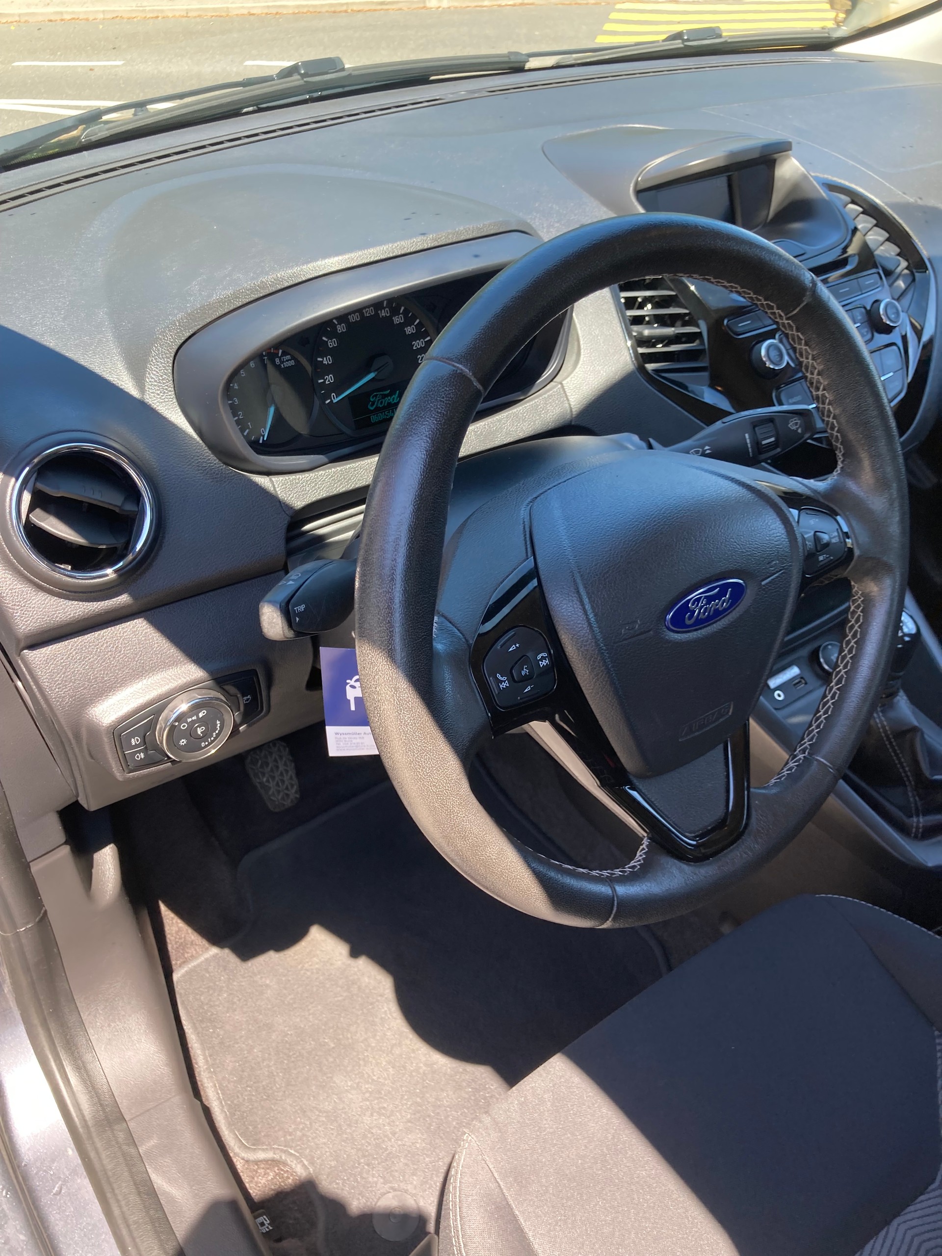 FORD KA+ 1.2 Ti-VCT Cool&Sound-image-7