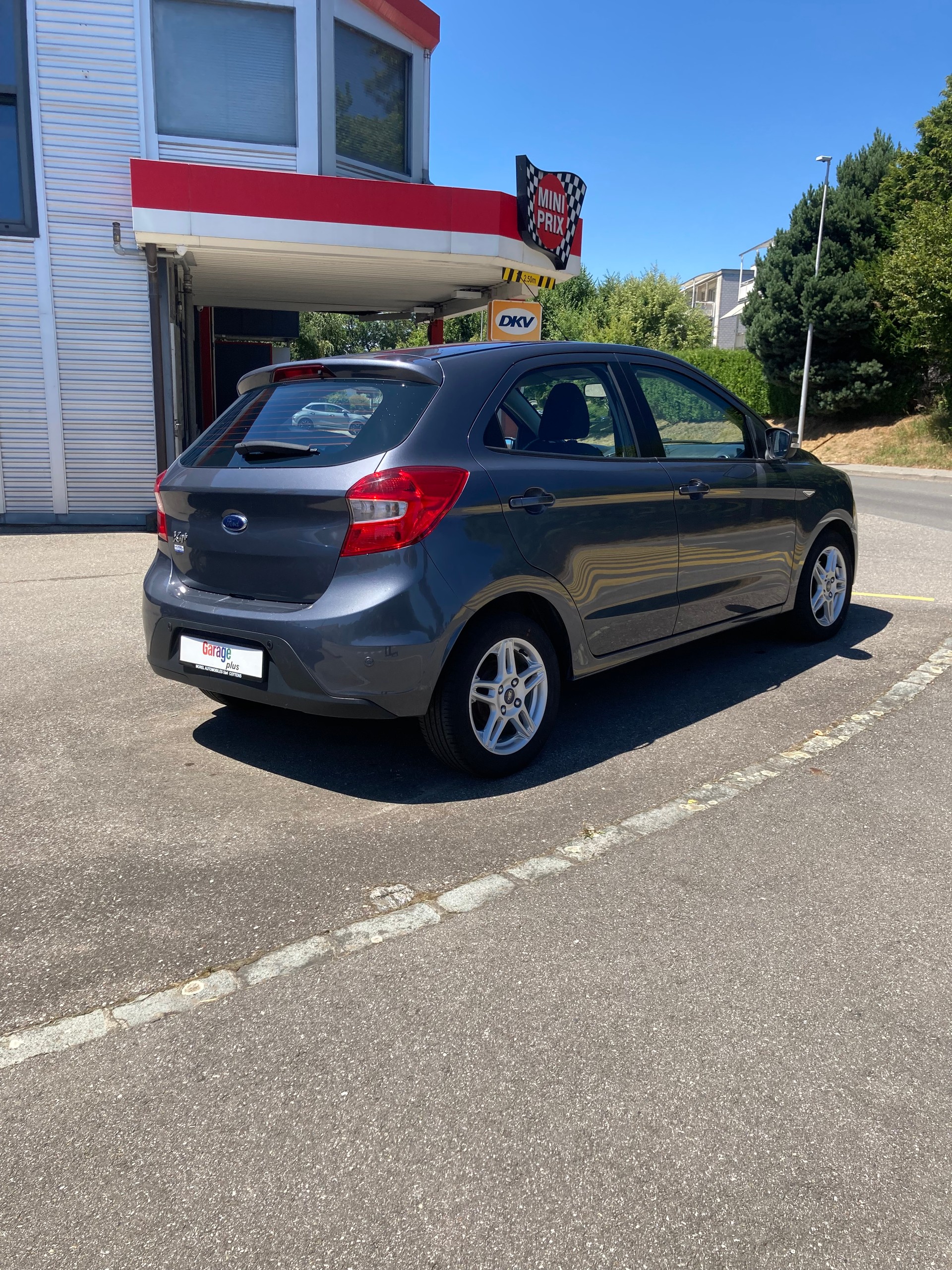 FORD KA+ 1.2 Ti-VCT Cool&Sound-image-4