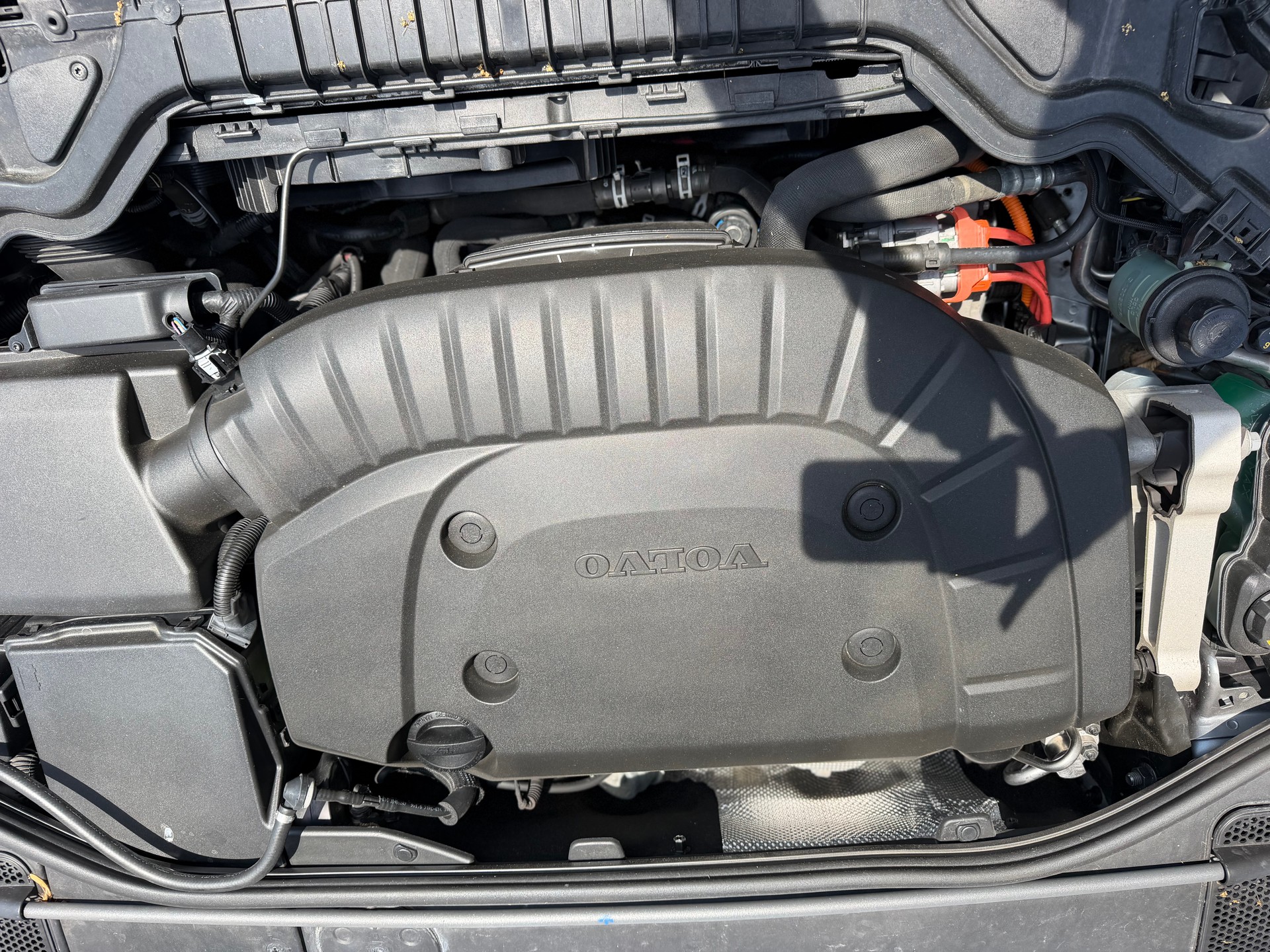 VOLVO V60 D6 AWD Plug-in Hybrid Momentum Geartronic-image-16