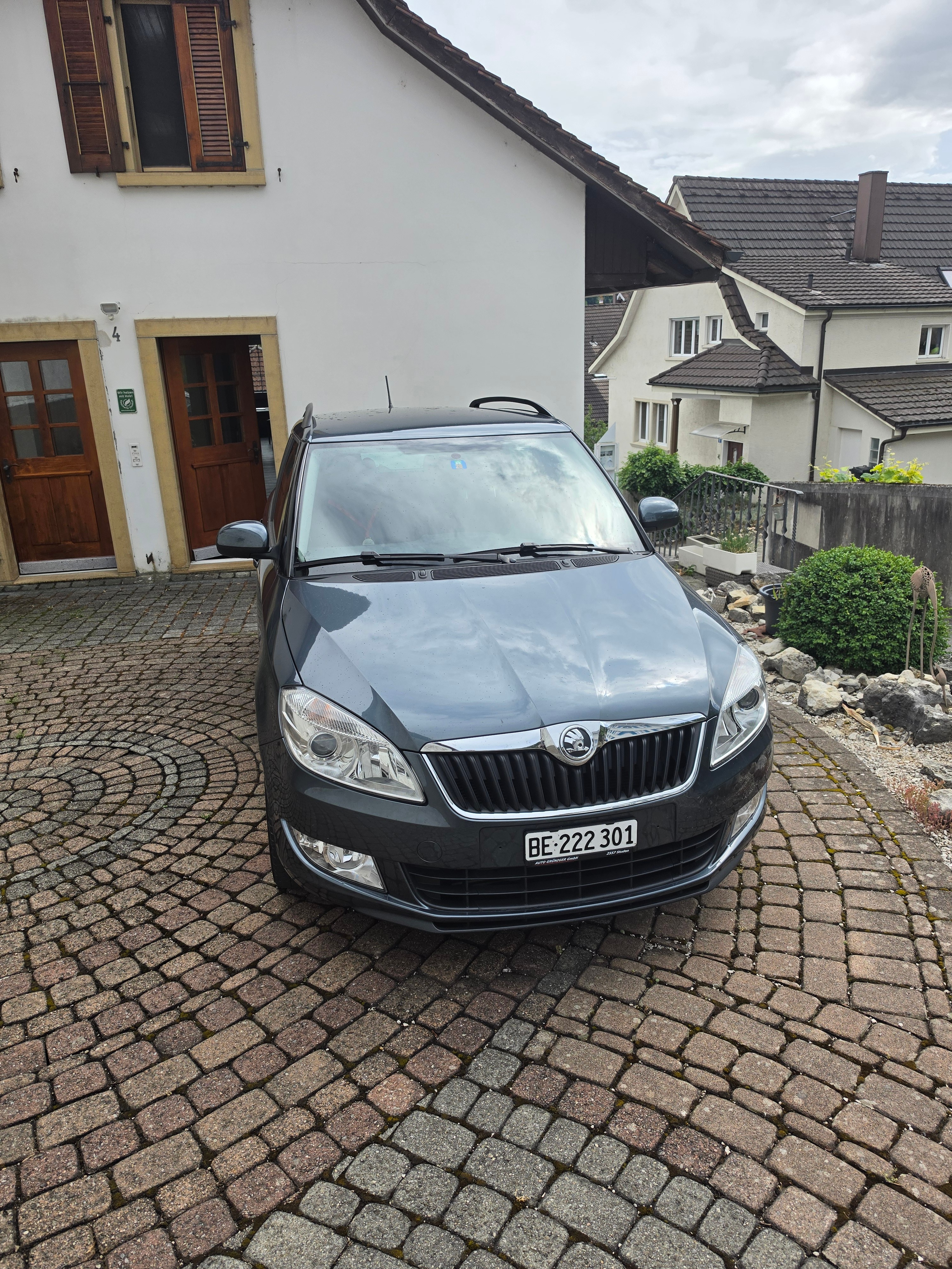 Car photo