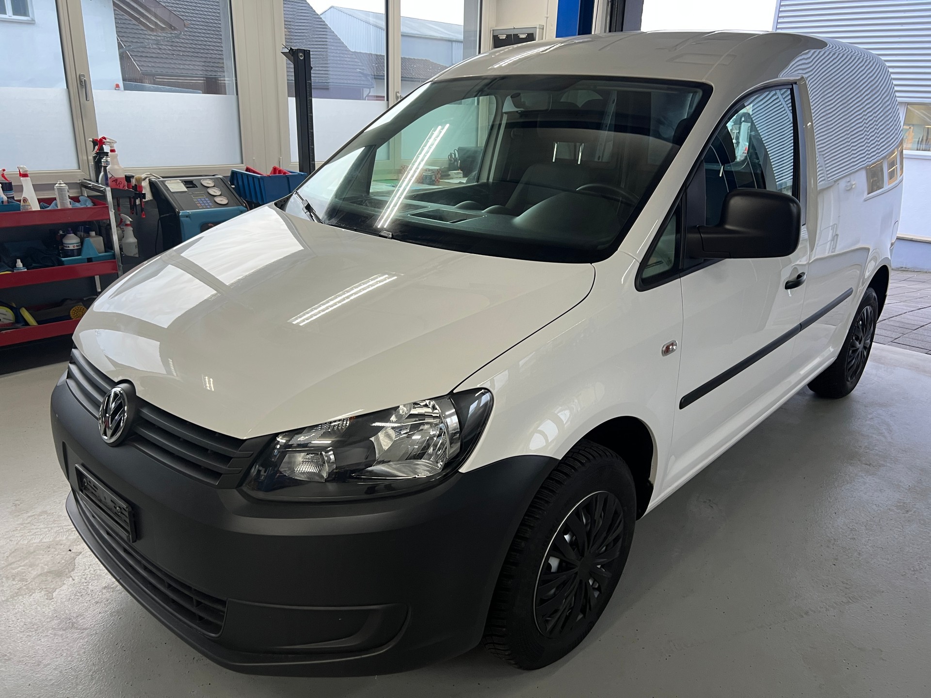 VW Caddy 1.6 TDI DSG-image-0