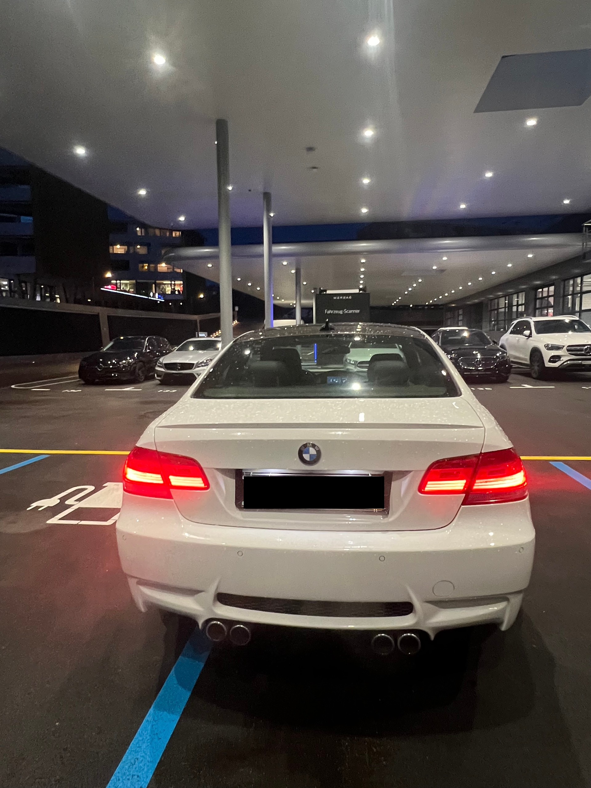 BMW M3-image-1