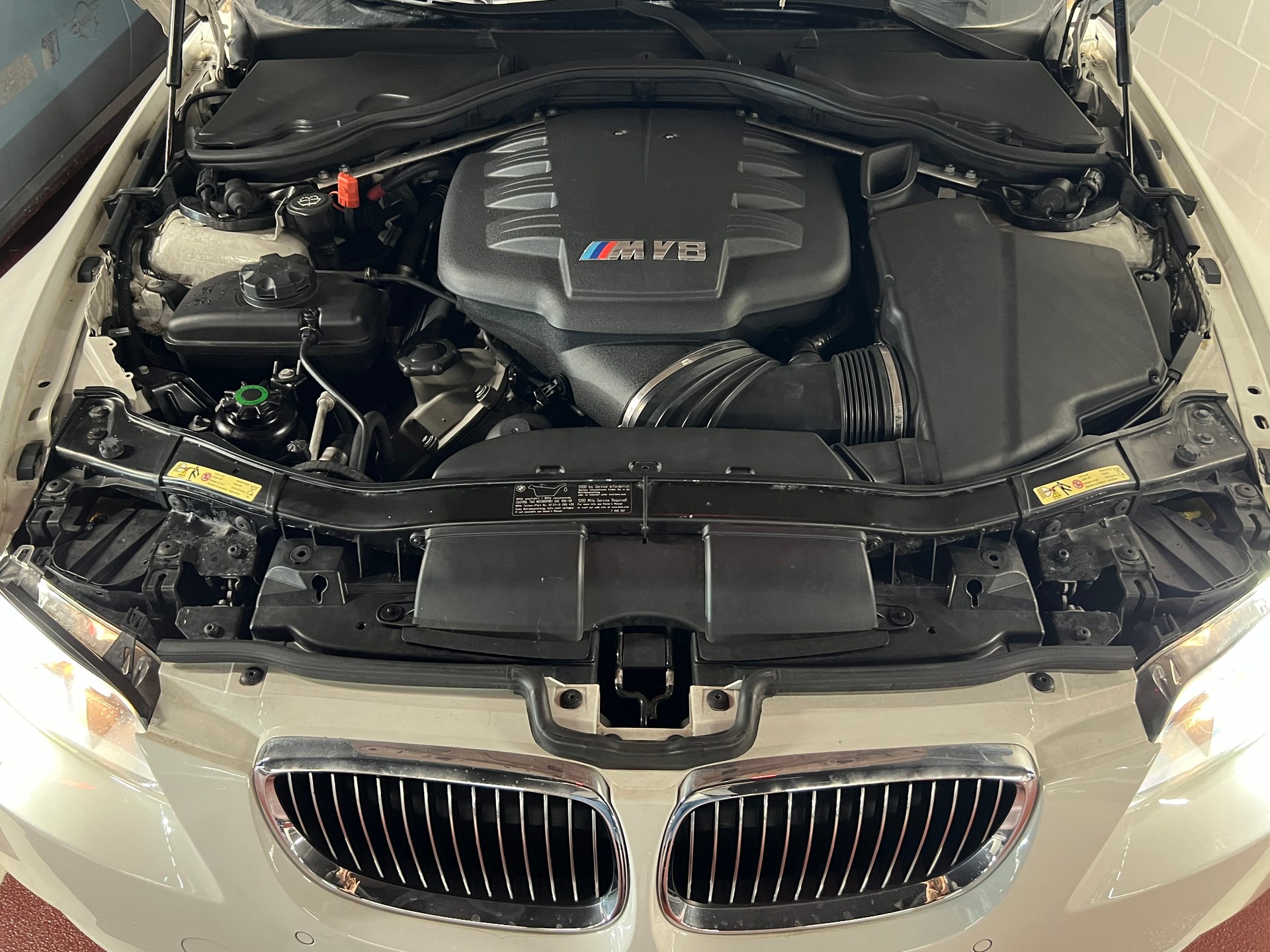 BMW M3-image-3