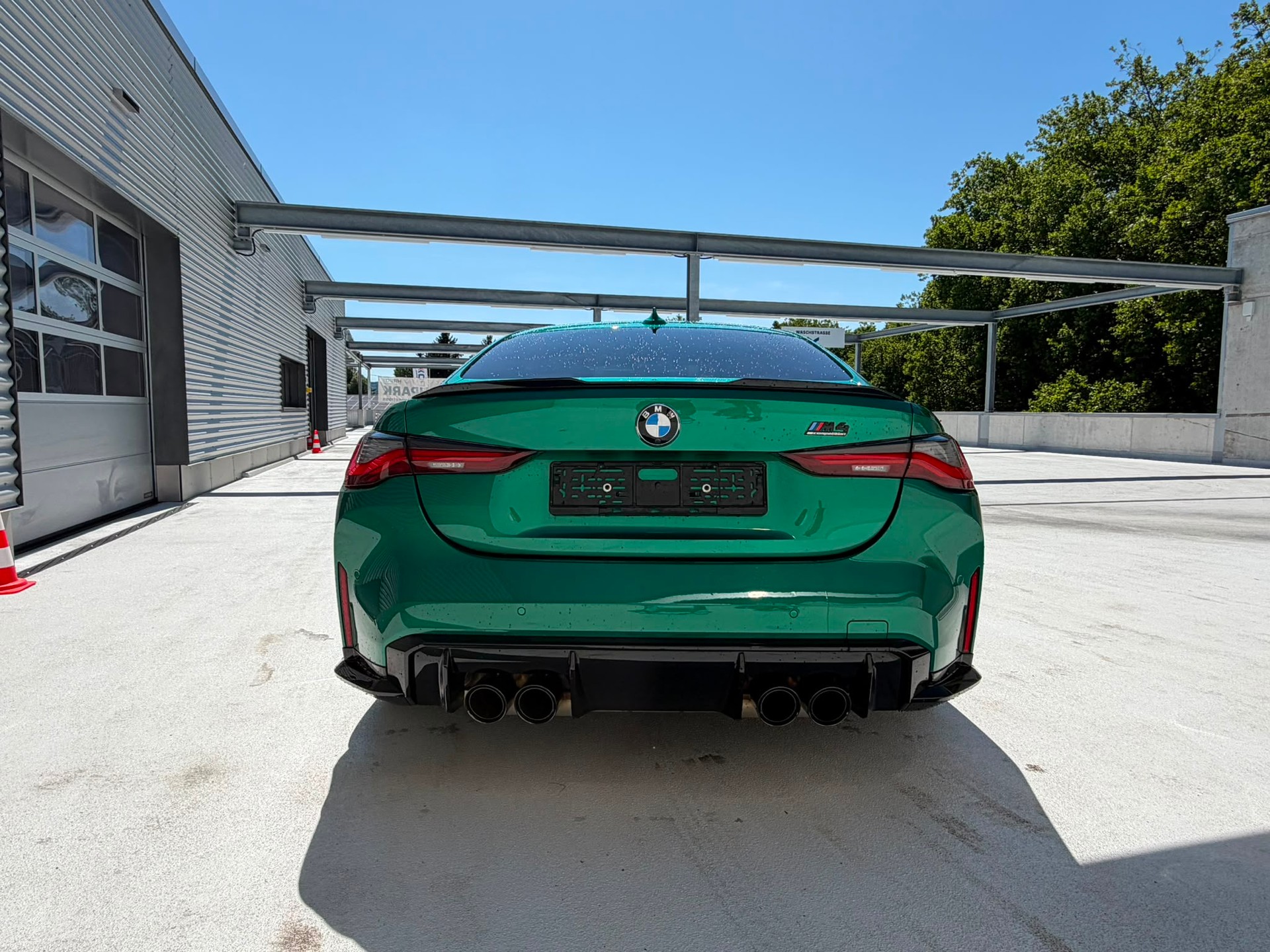 BMW M4 Coupé Competition M xDrive-image-7