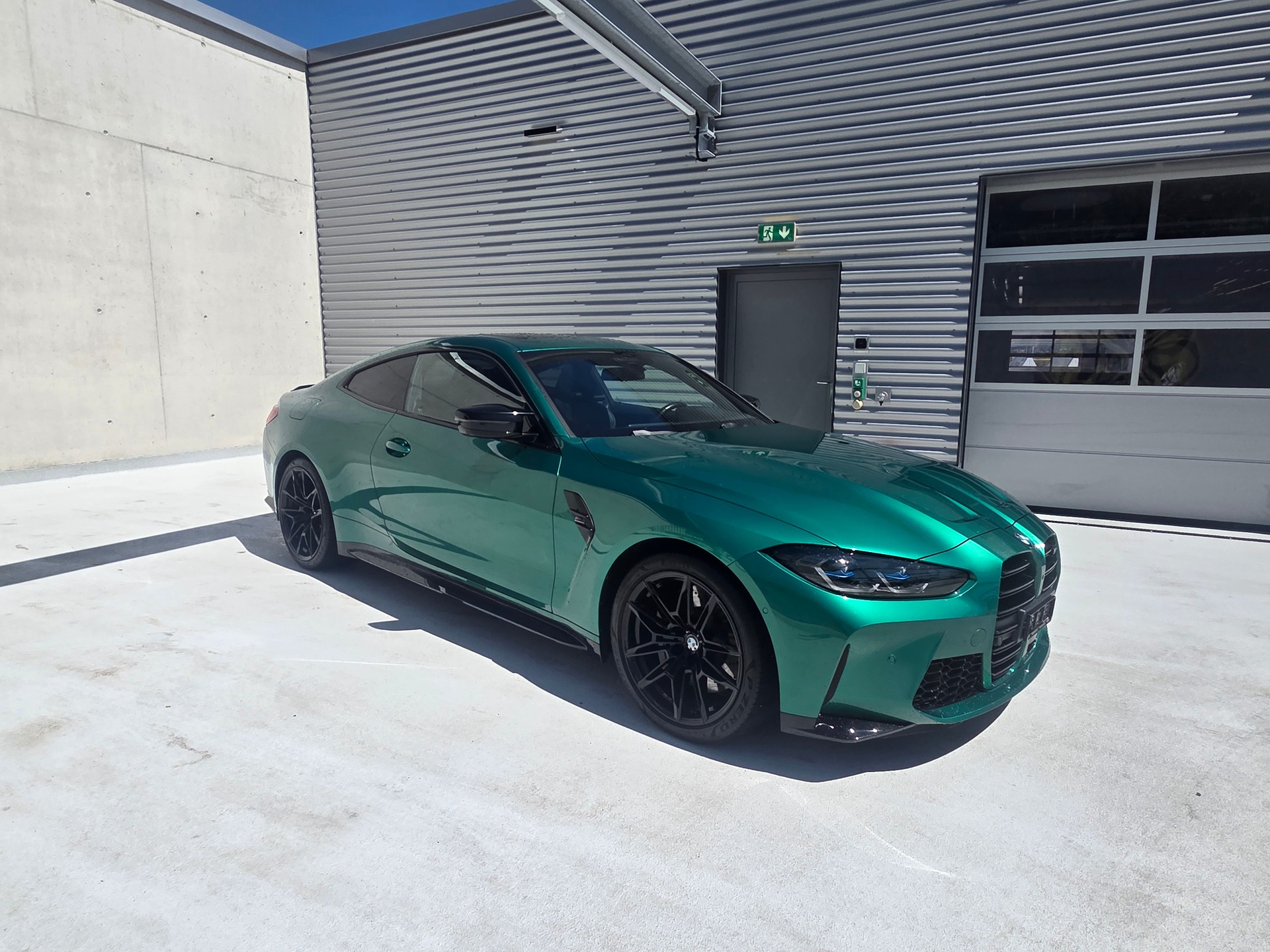 BMW M4 Coupé Competition M xDrive-image-15