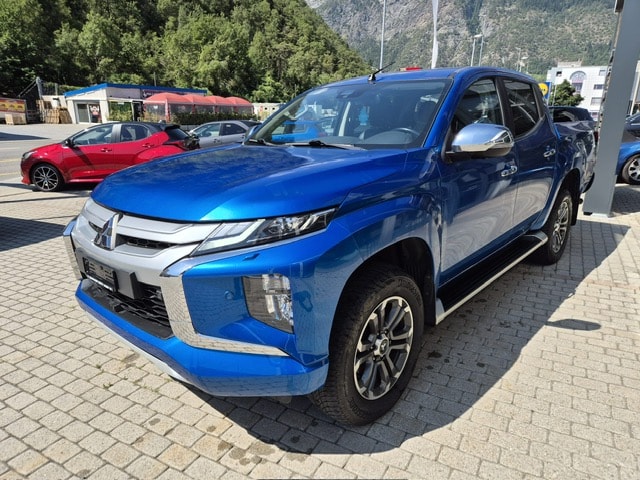 MITSUBISHI L 200 2.2 Diamond Double Cab Automat-image-2