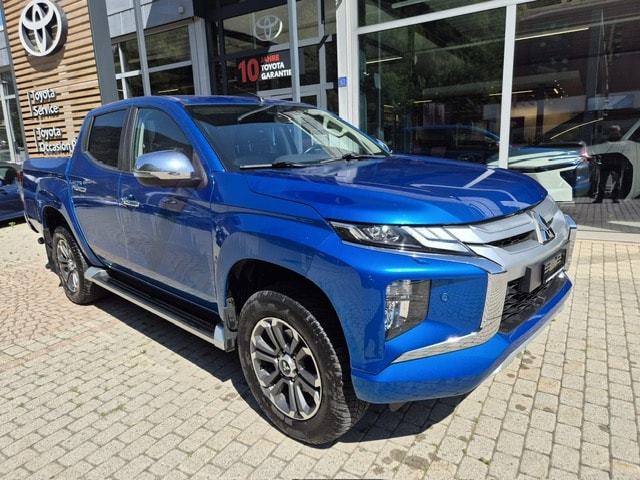 MITSUBISHI L 200 2.2 Diamond Double Cab Automat-image-0