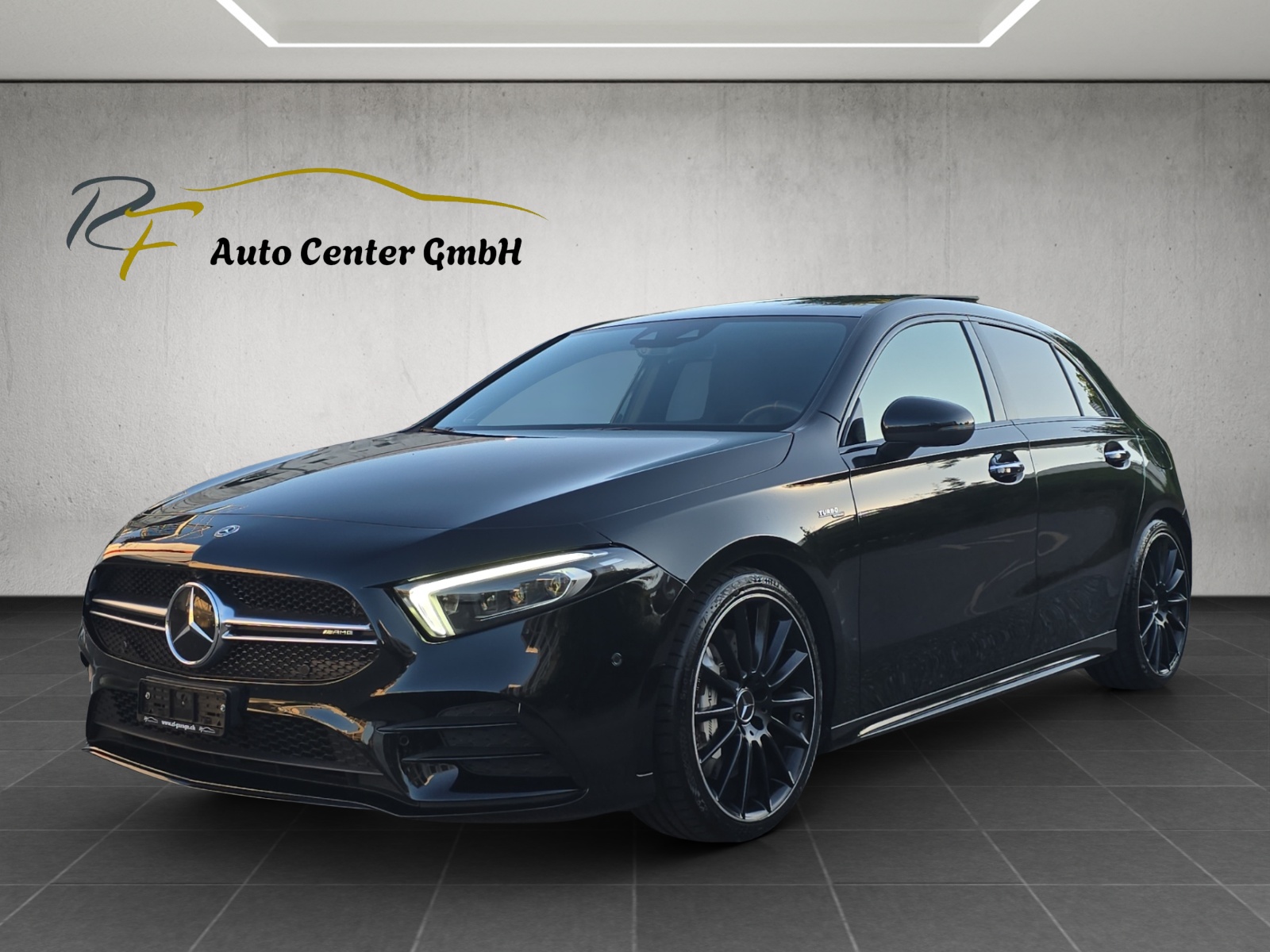 MERCEDES-BENZ A 35 AMG 4Matic Speedshift-image-1