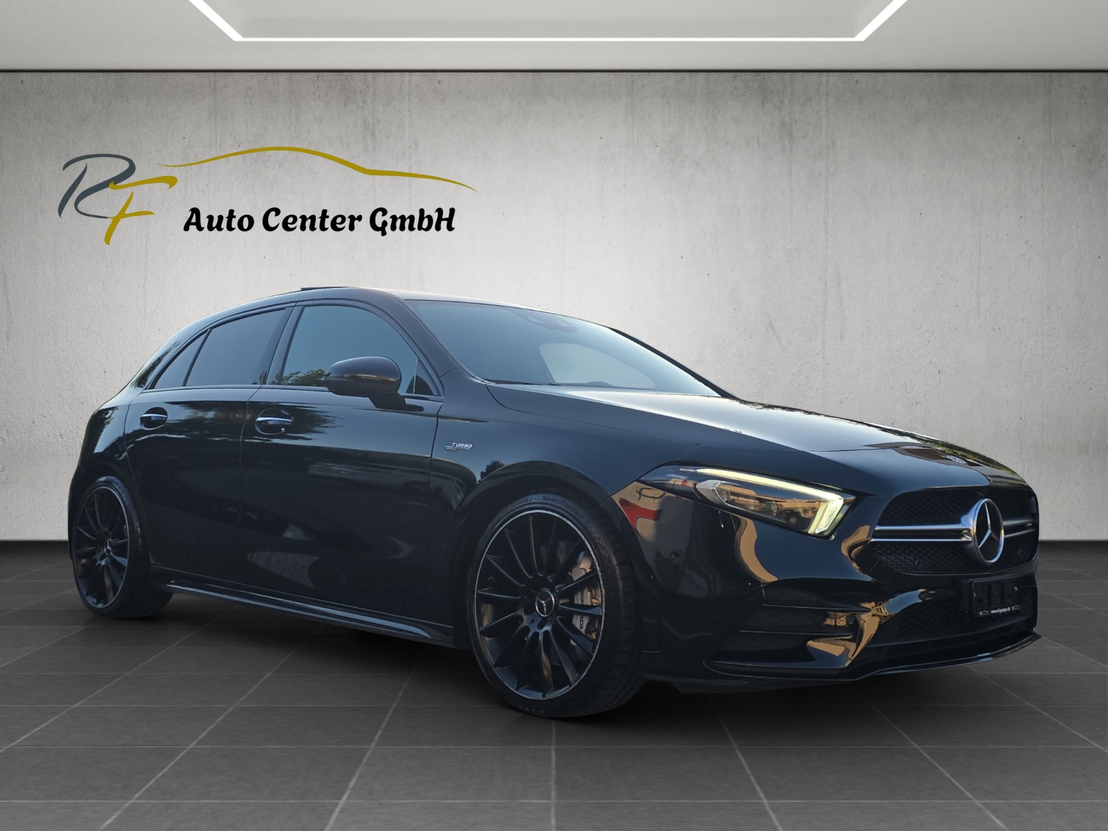 MERCEDES-BENZ A 35 AMG 4Matic Speedshift-image-2