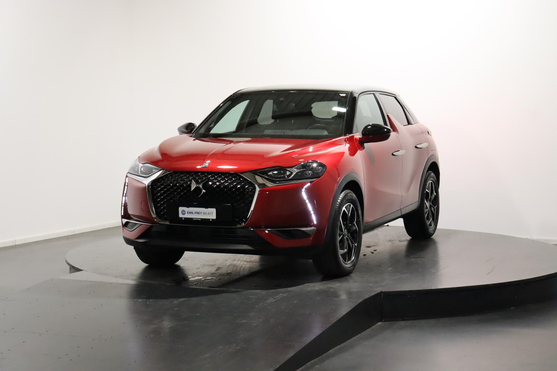 DS AUTOMOBILES 3 Crossback 1.2 PureTech 155 So Chic-image-0