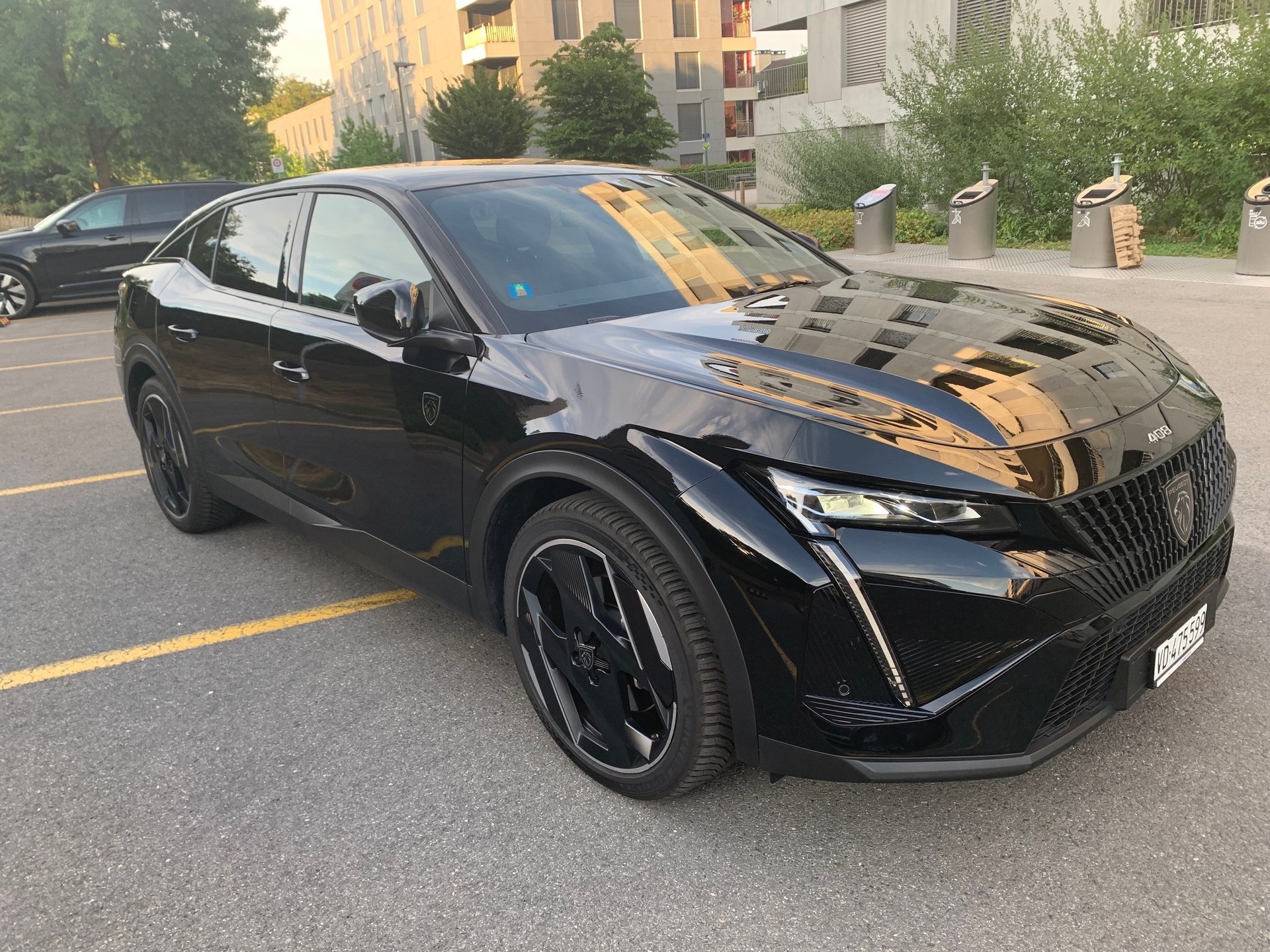 PEUGEOT 408 GT-image-1