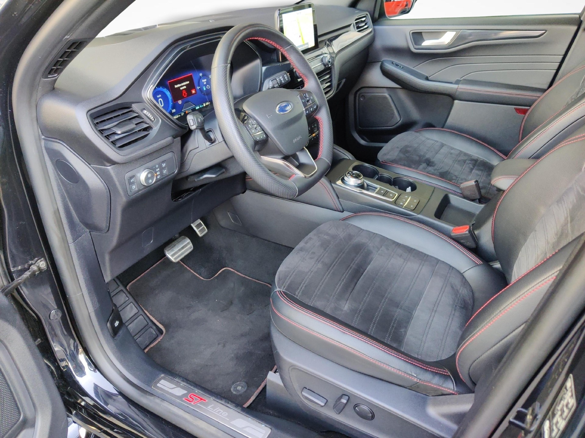 FORD Kuga 2.5 Plug-in Hybrid ST-Line X-image-9