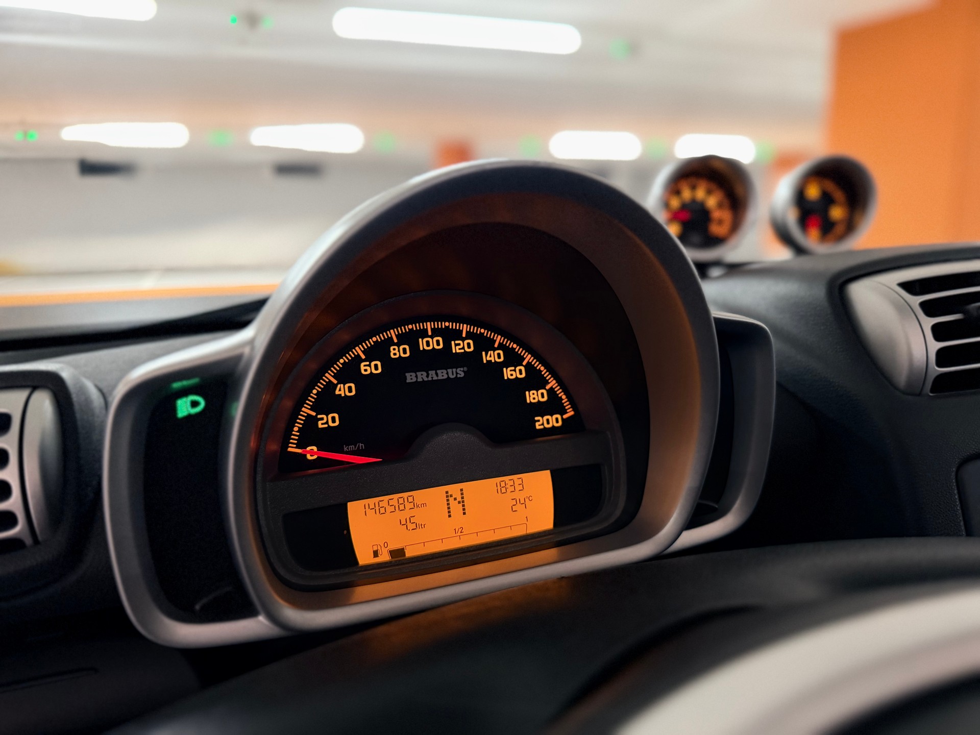 SMART fortwo Brabus Xclusive softouch-image-15