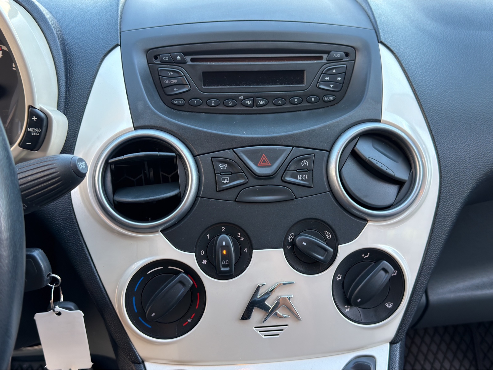FORD KA 1.25 Trend-image-12