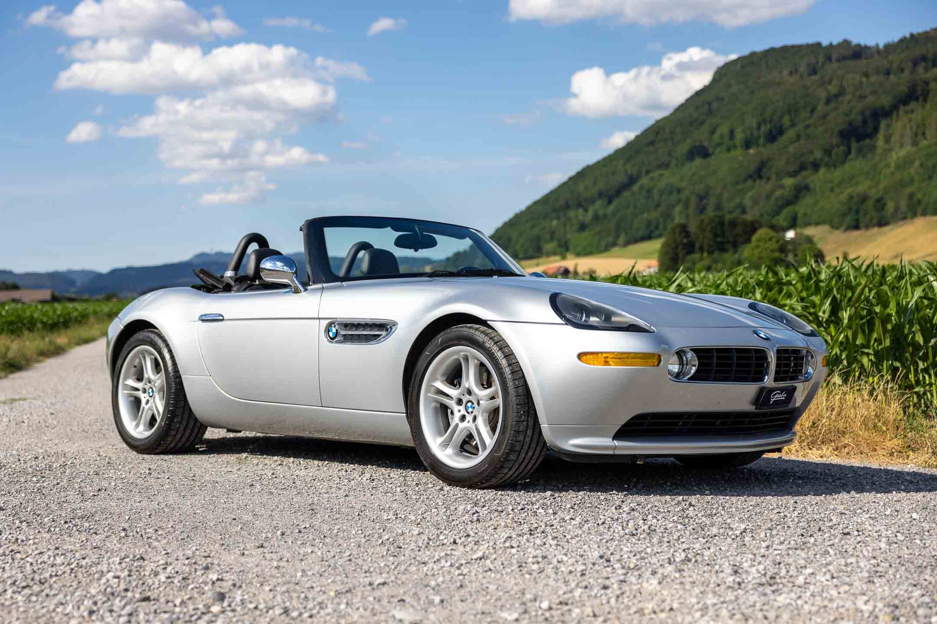 BMW Z8 Roadster-image-0