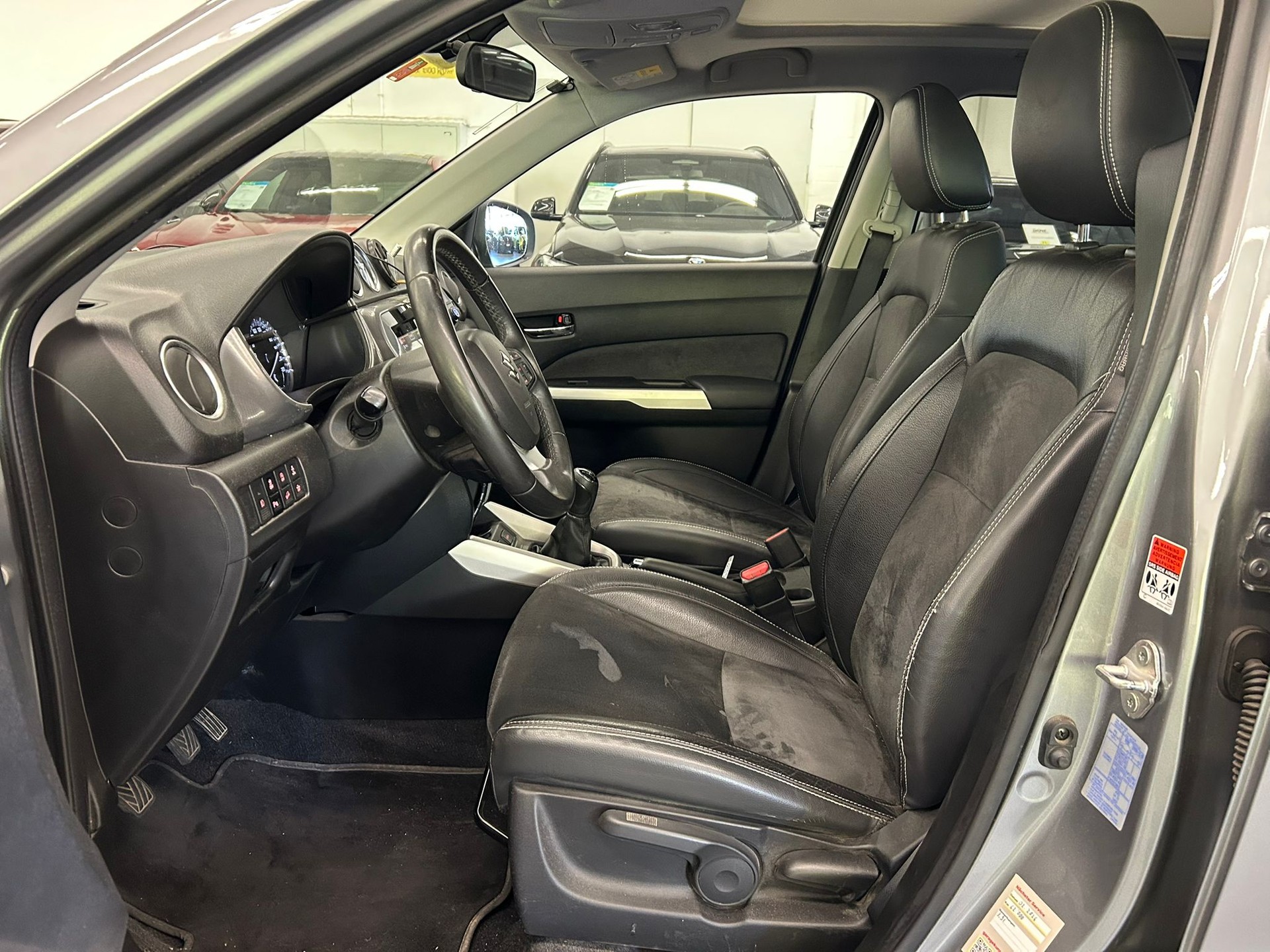 SUZUKI Vitara 1.6 VVT Sergio Cellano Top 4x4-image-14