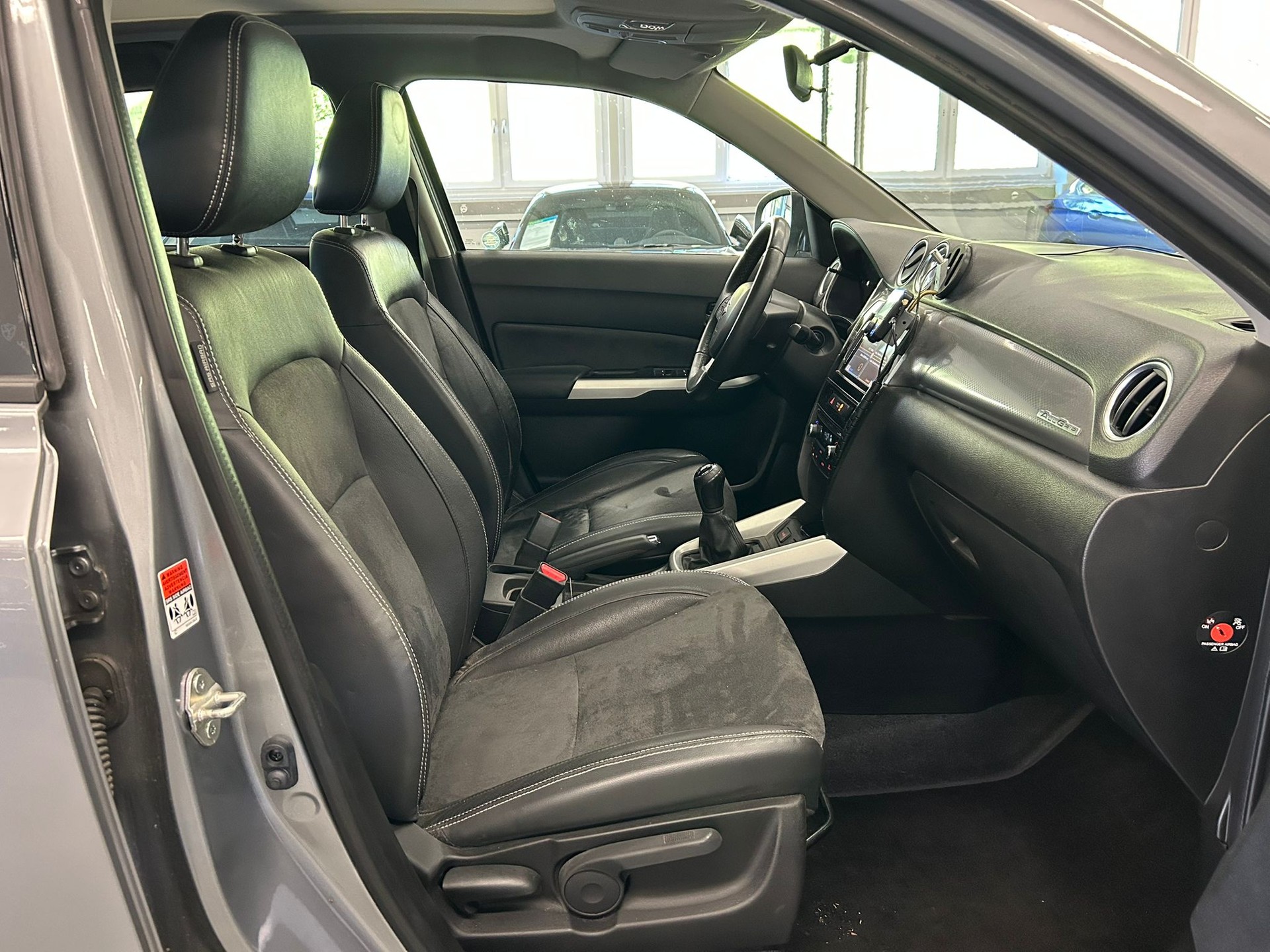 SUZUKI Vitara 1.6 VVT Sergio Cellano Top 4x4-image-24