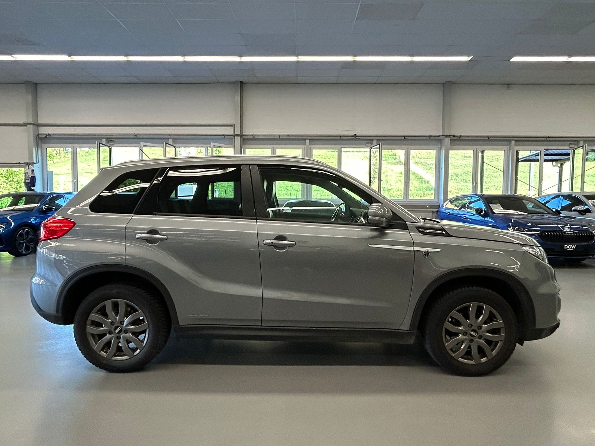 SUZUKI Vitara 1.6 VVT Sergio Cellano Top 4x4-image-6