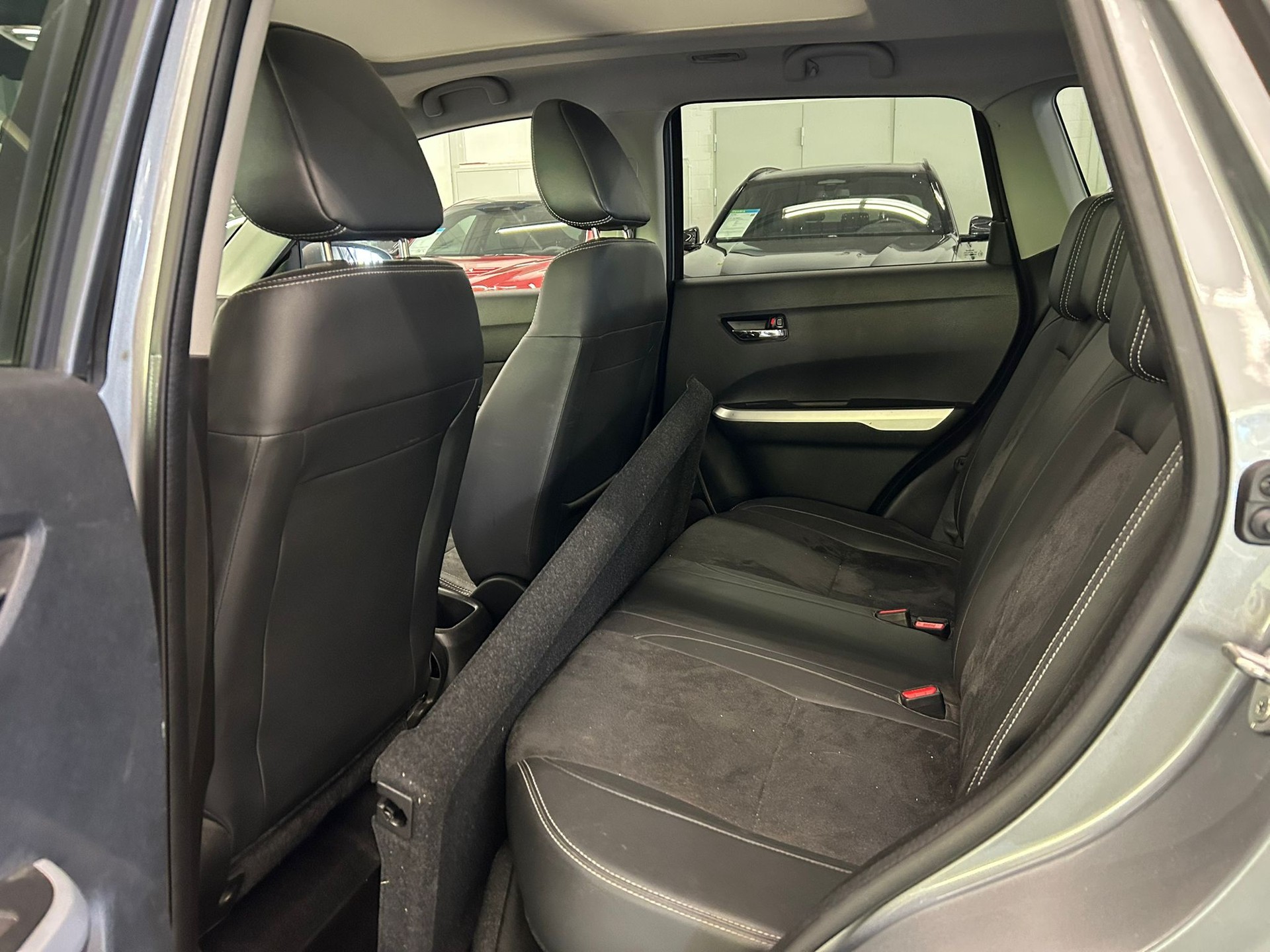 SUZUKI Vitara 1.6 VVT Sergio Cellano Top 4x4-image-25