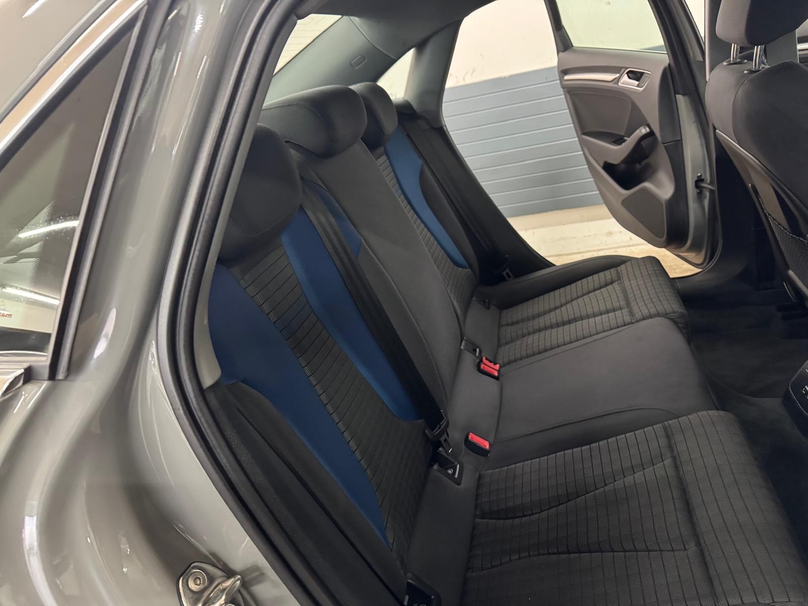 AUDI A3 Sportback 35 TFSI S-tronic-image-9