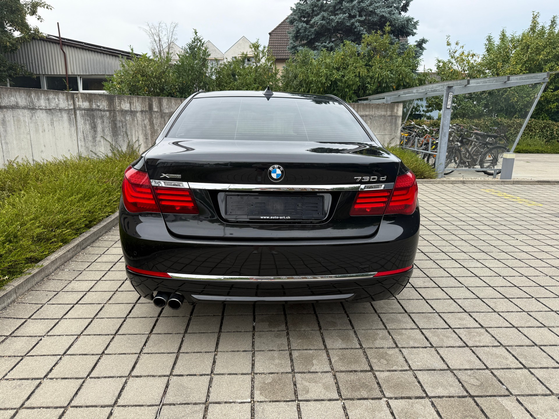 BMW 730d xDrive-image-5