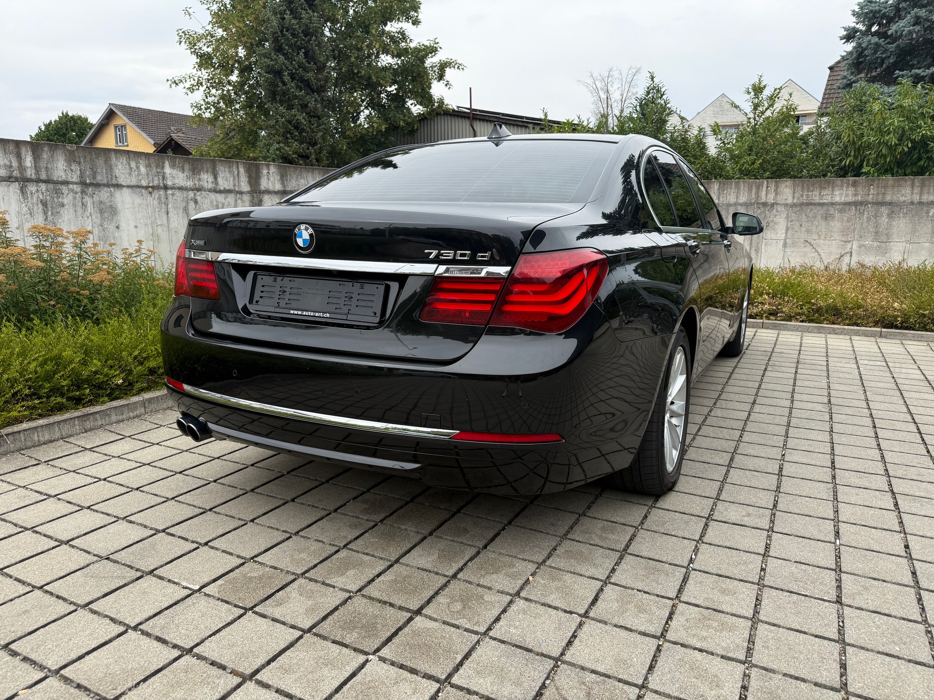 BMW 730d xDrive-image-6
