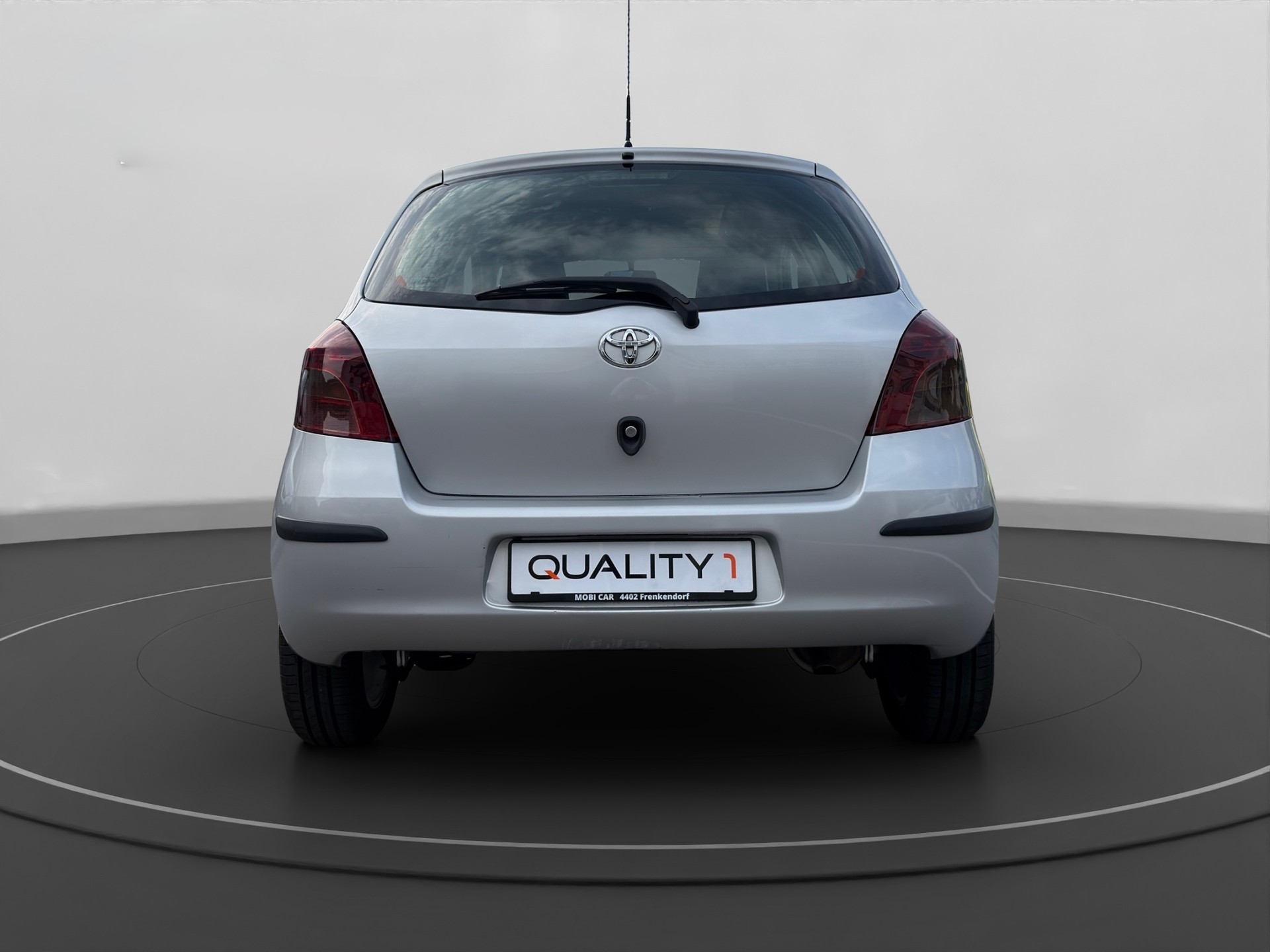 TOYOTA Yaris 1.3 Linea-image-3