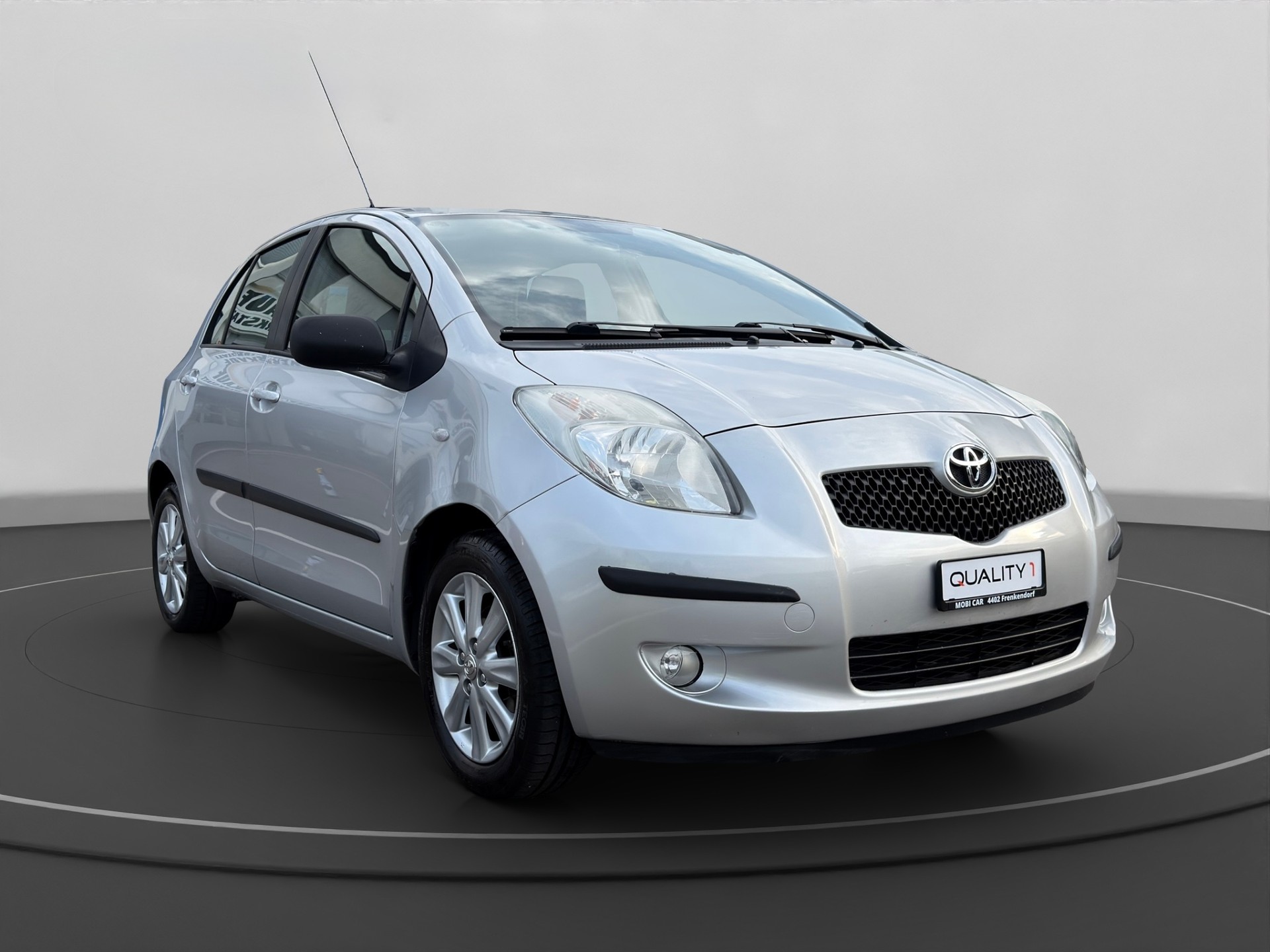 TOYOTA Yaris 1.3 Linea-image-6